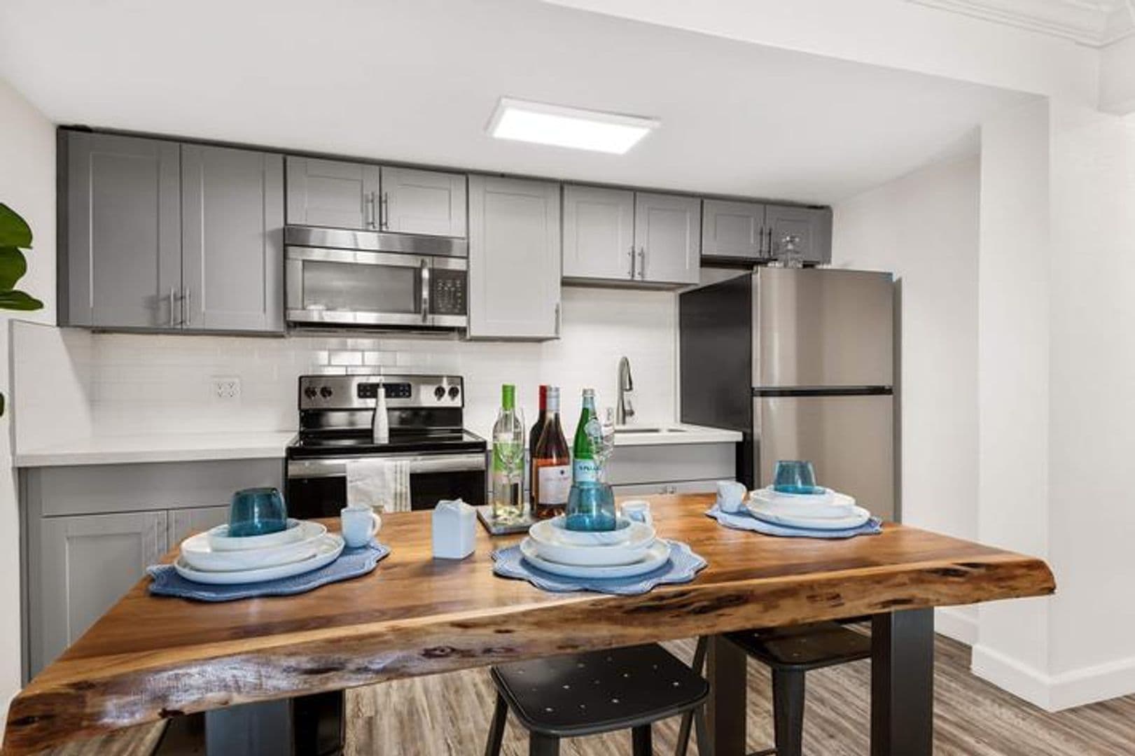 Tempe Apartment: 1651 W Baseline Rd