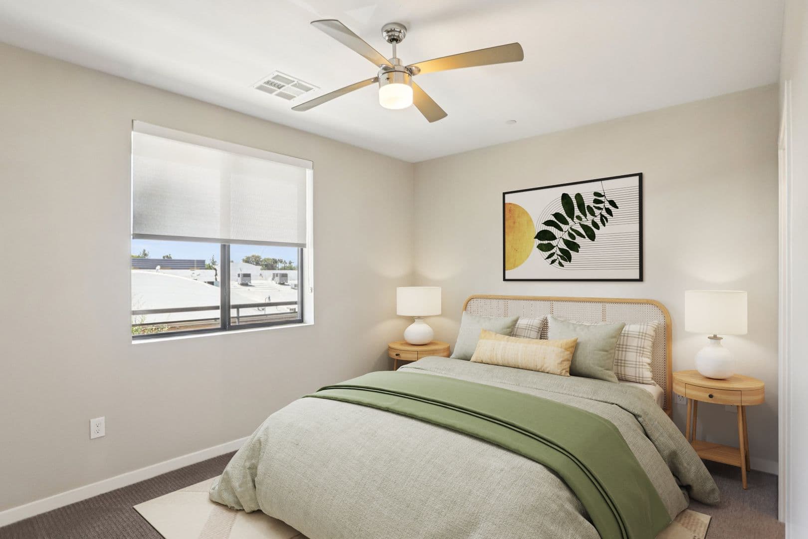 Phoenix Apartment: 777 E Stella Ln.