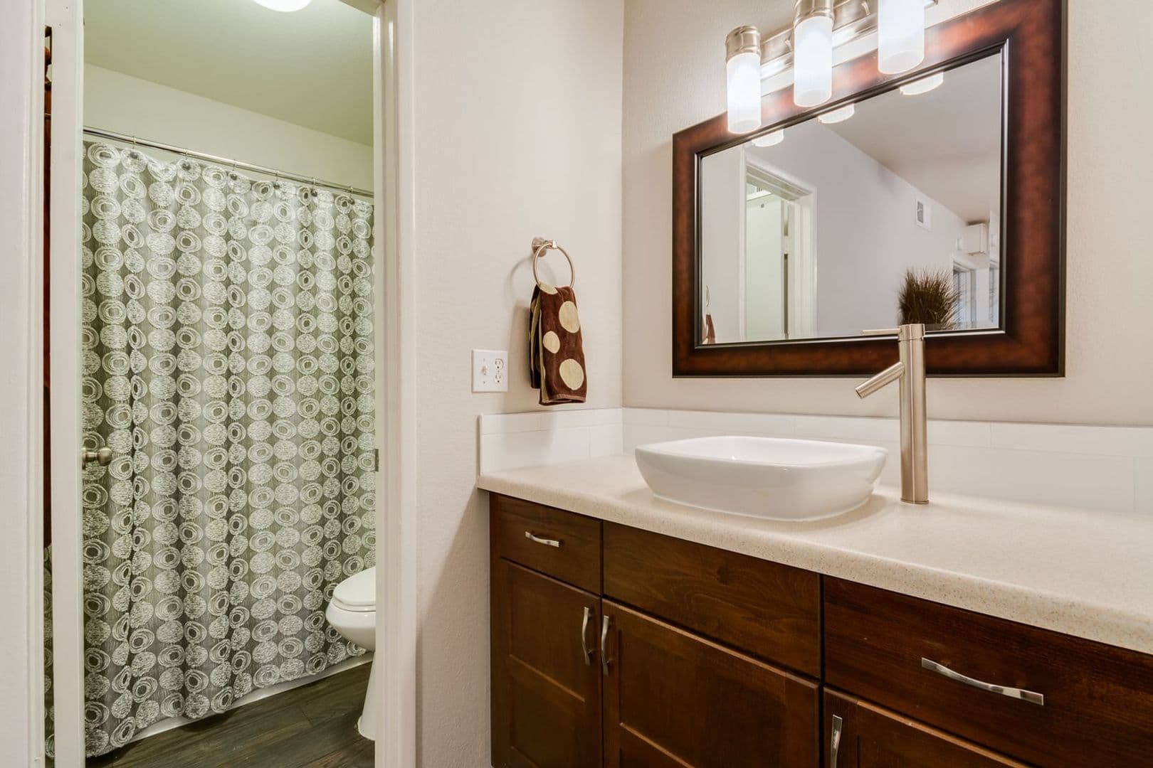 Phoenix Apartment: 4422 N 36th St.