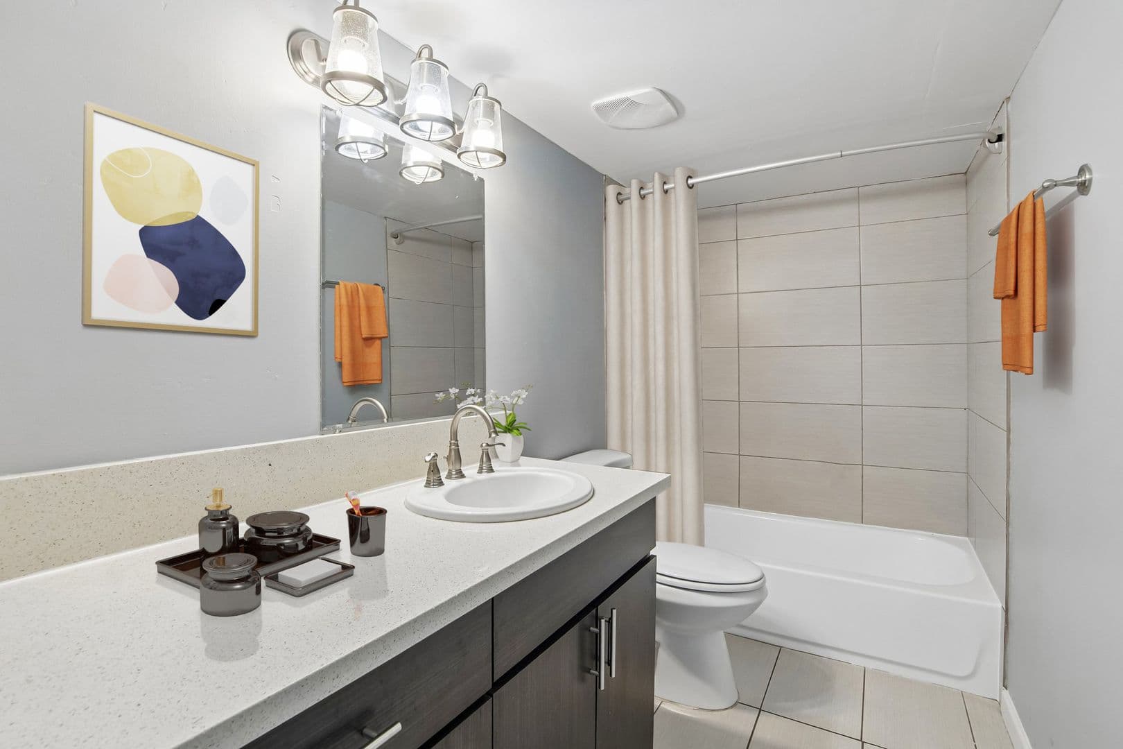 Phoenix Apartment: 1220 N 44th St.
