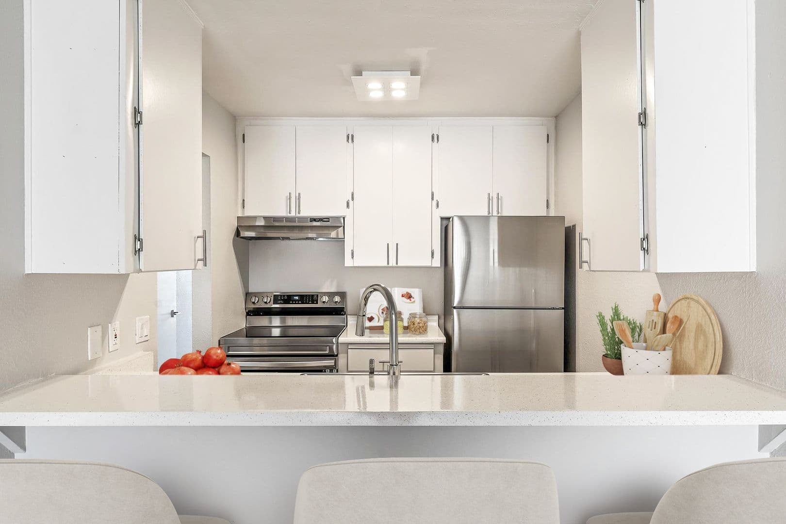 Tucson Apartment: 6901 E Broadway