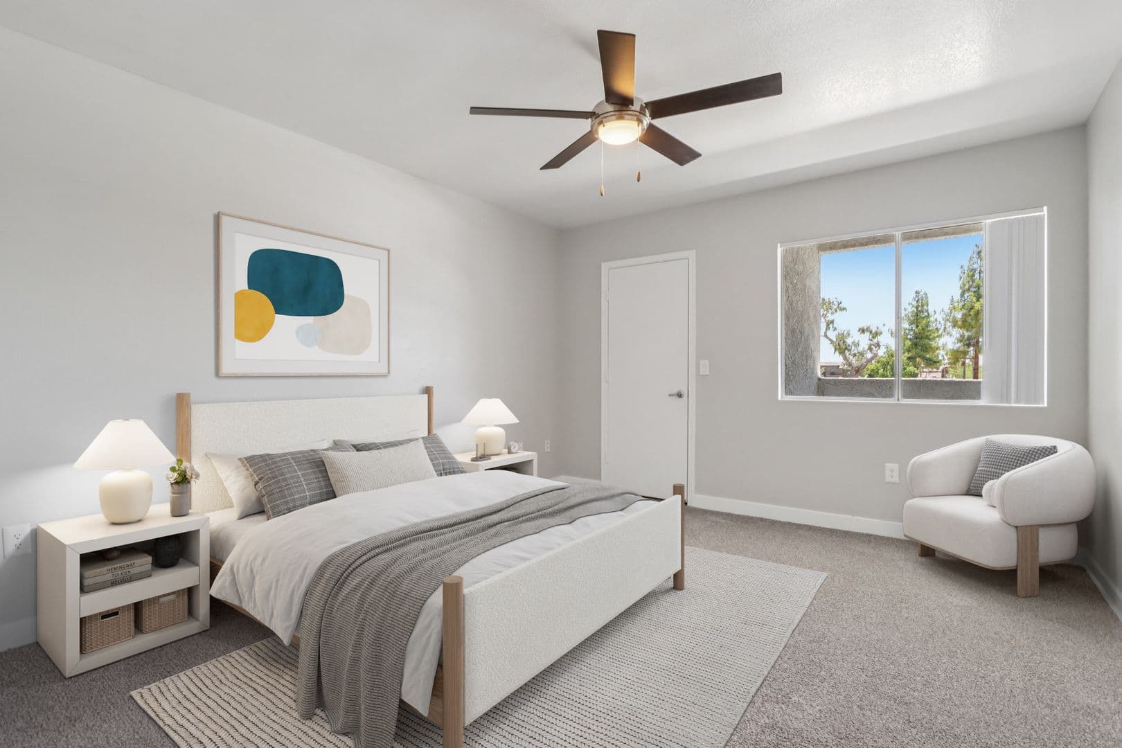 Phoenix Apartment: 15645 N 35th Ave