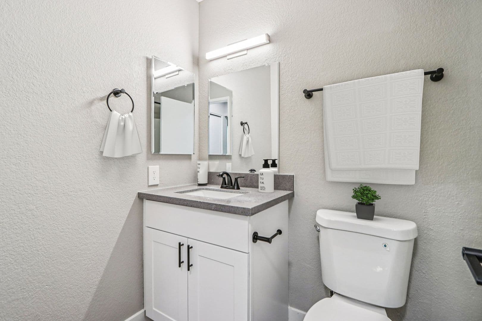 Chandler Apartment: 1750 W Boston St.