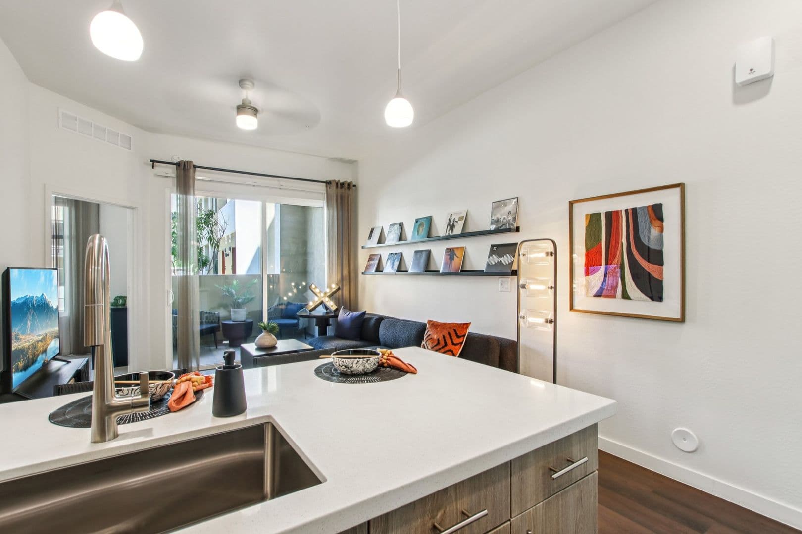 Chandler Apartment: 222 W Boston Street