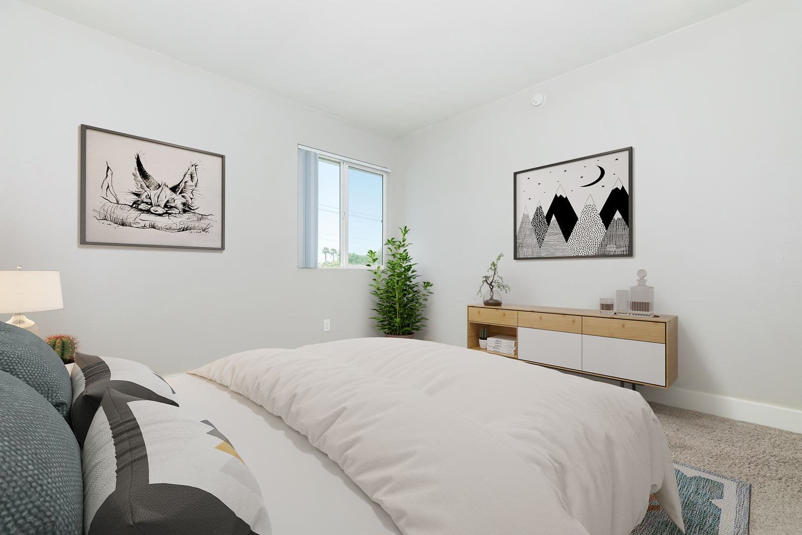 Phoenix Apartment: 2606 N 44th St
