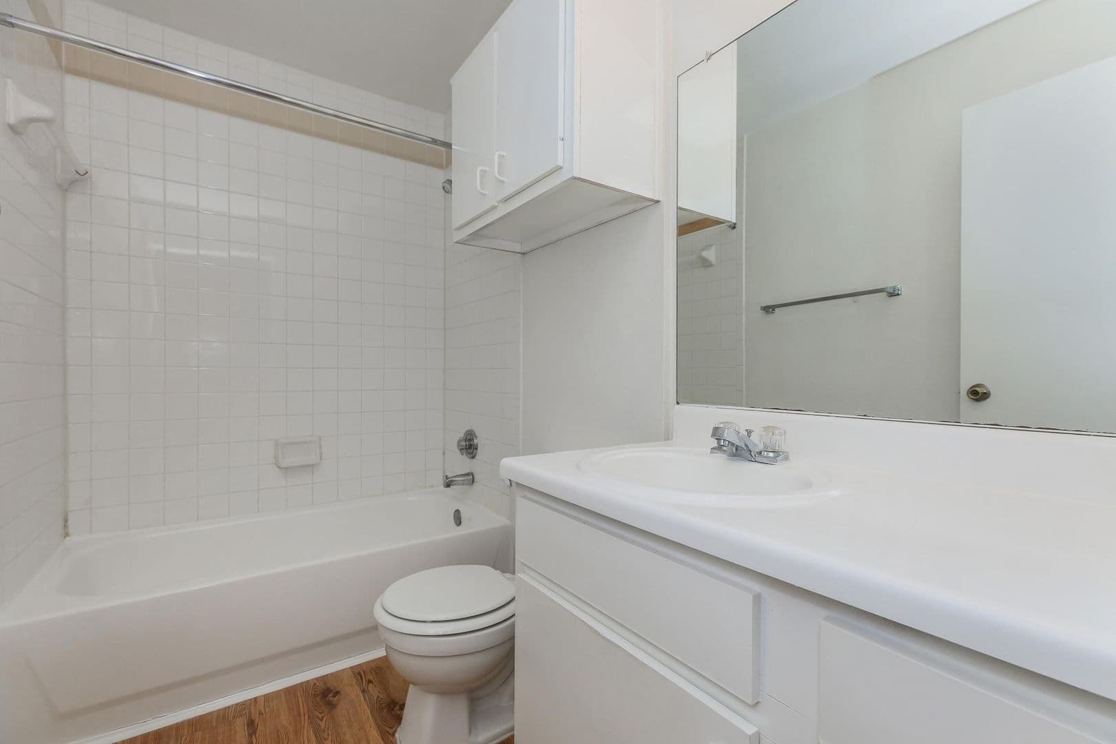 Houston Apartment: 9888 United Drive