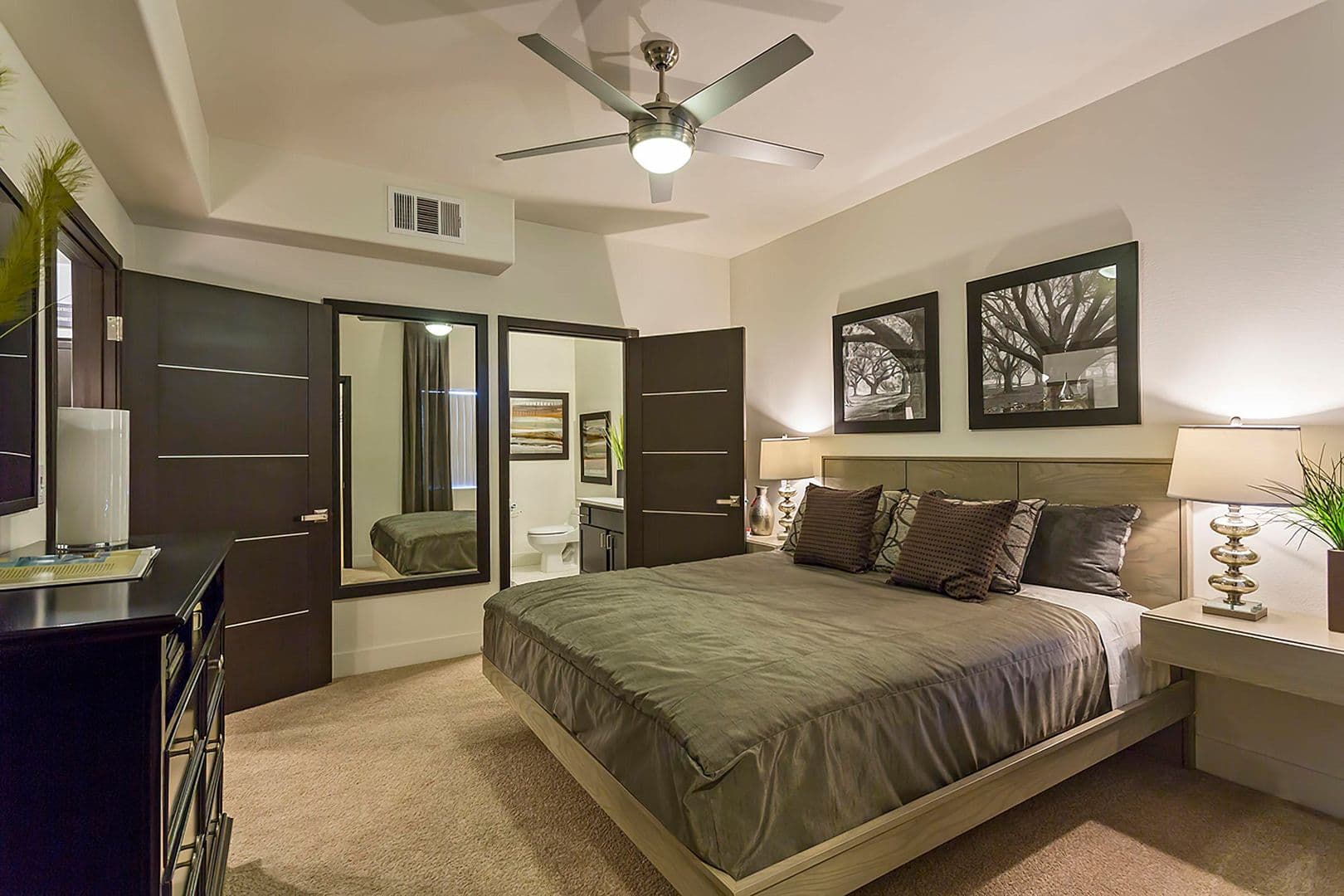 Las Vegas Apartment: 7017 S Buffalo Dr.