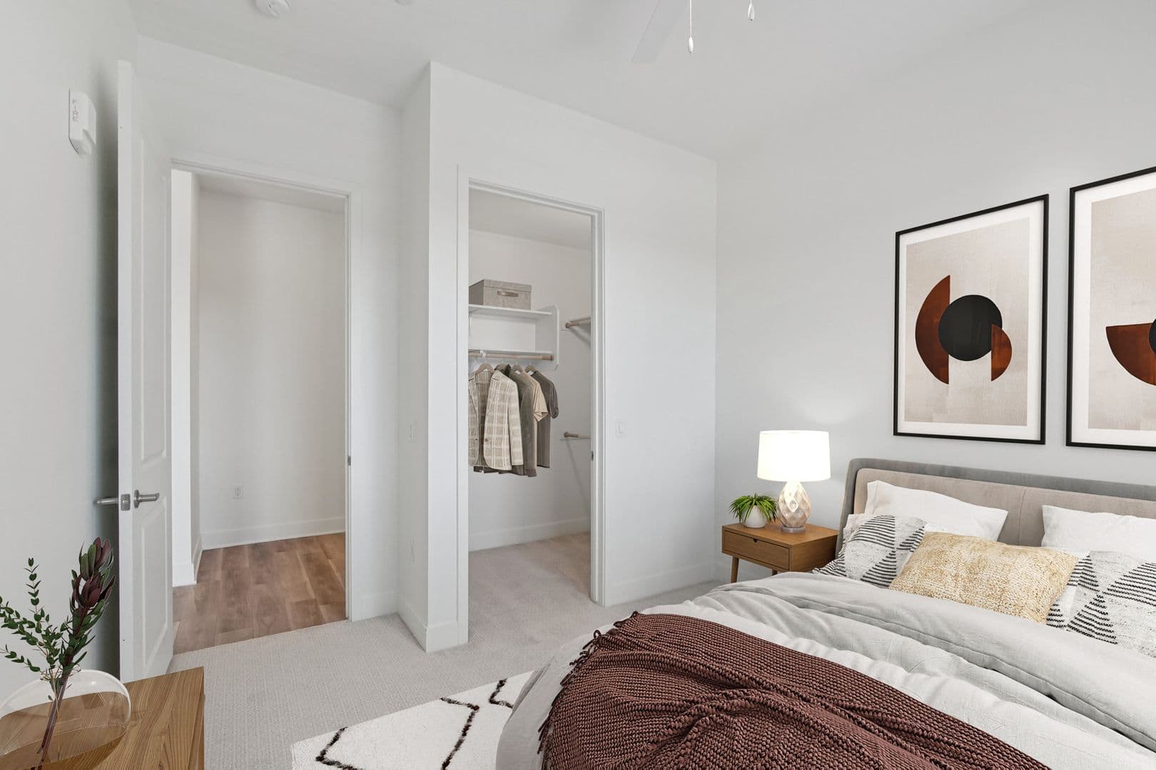 Phoenix Apartment: 500 W Camelback Rd.