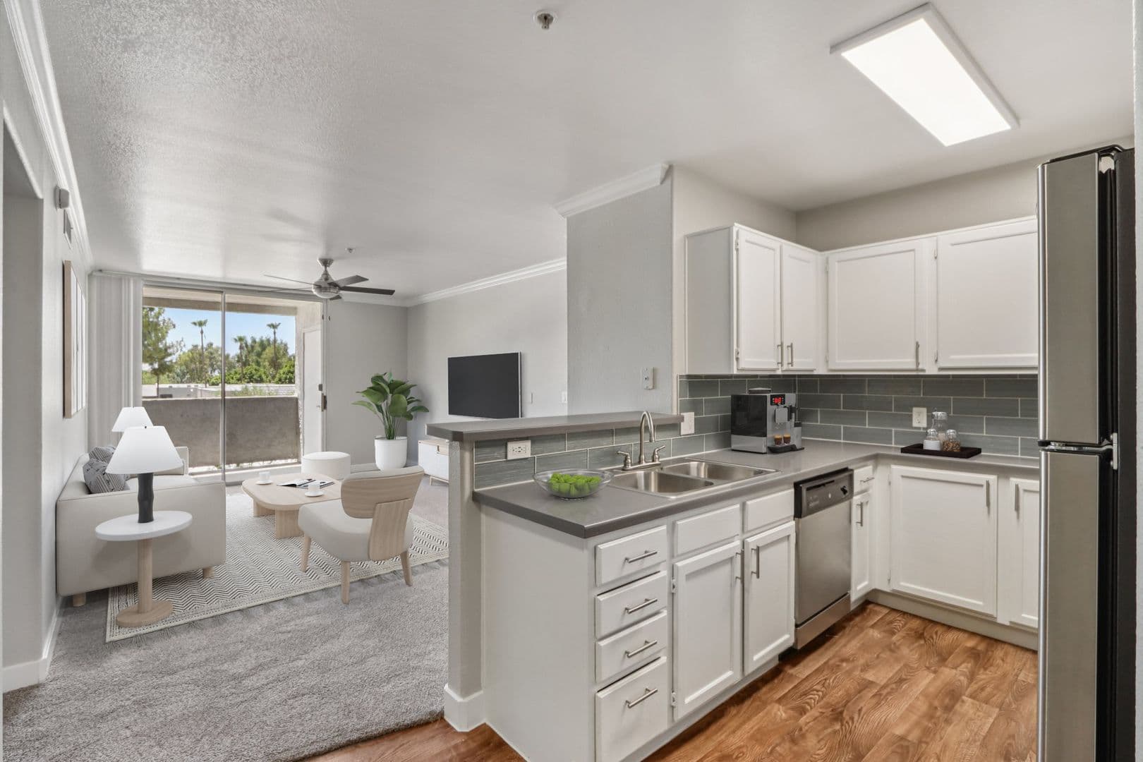 Phoenix Apartment: 15645 N 35th Ave