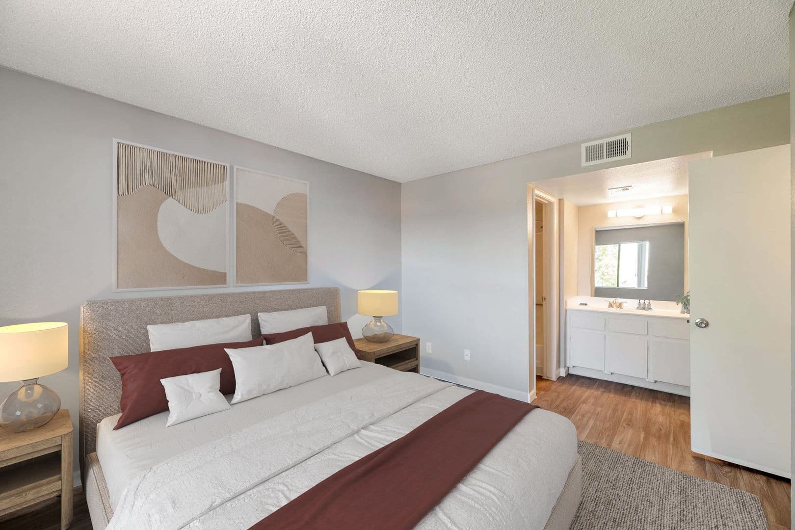 Phoenix Apartment: 2001 W Union Hills Dr.