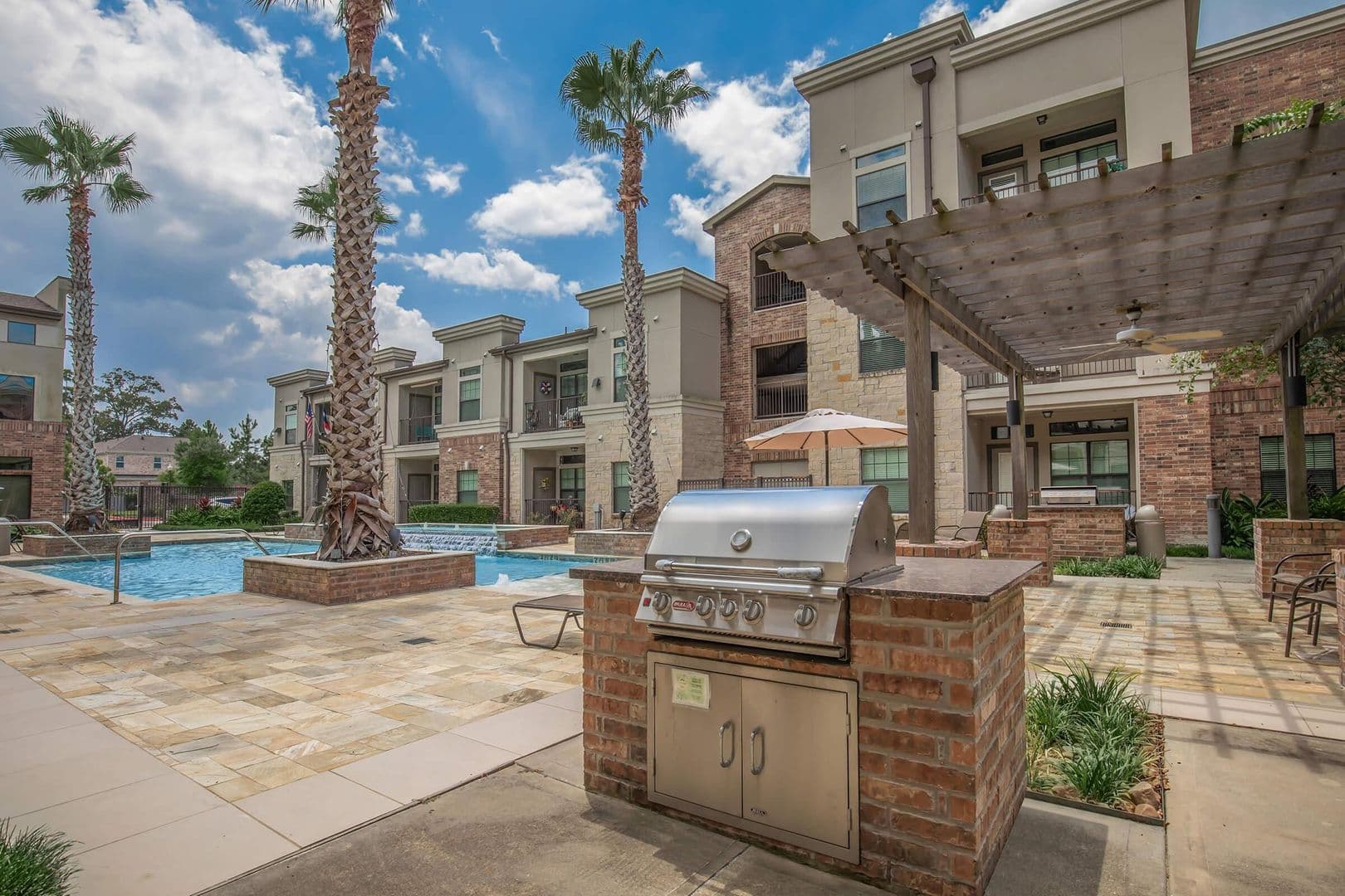 Shenandoah Apartment: 1018 Wellman Road