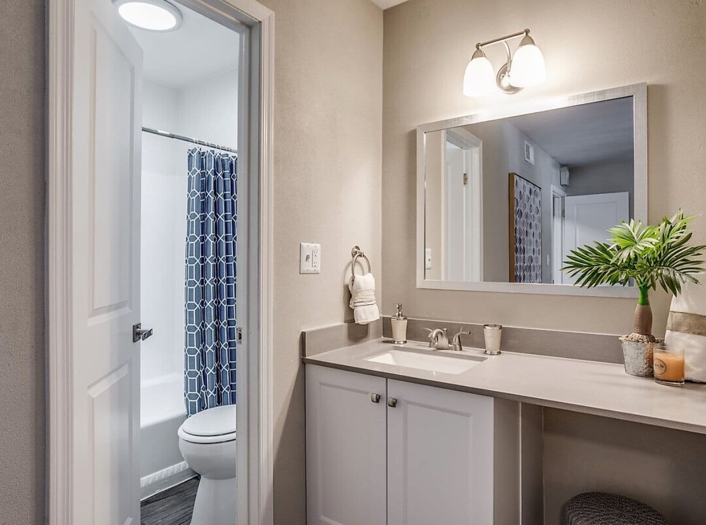 Phoenix Apartment: 4422 N 36th St.