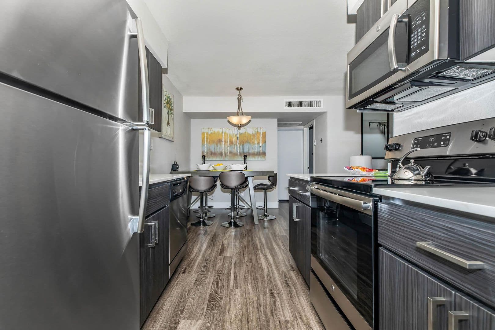Phoenix Apartment: 2606 N 44th St