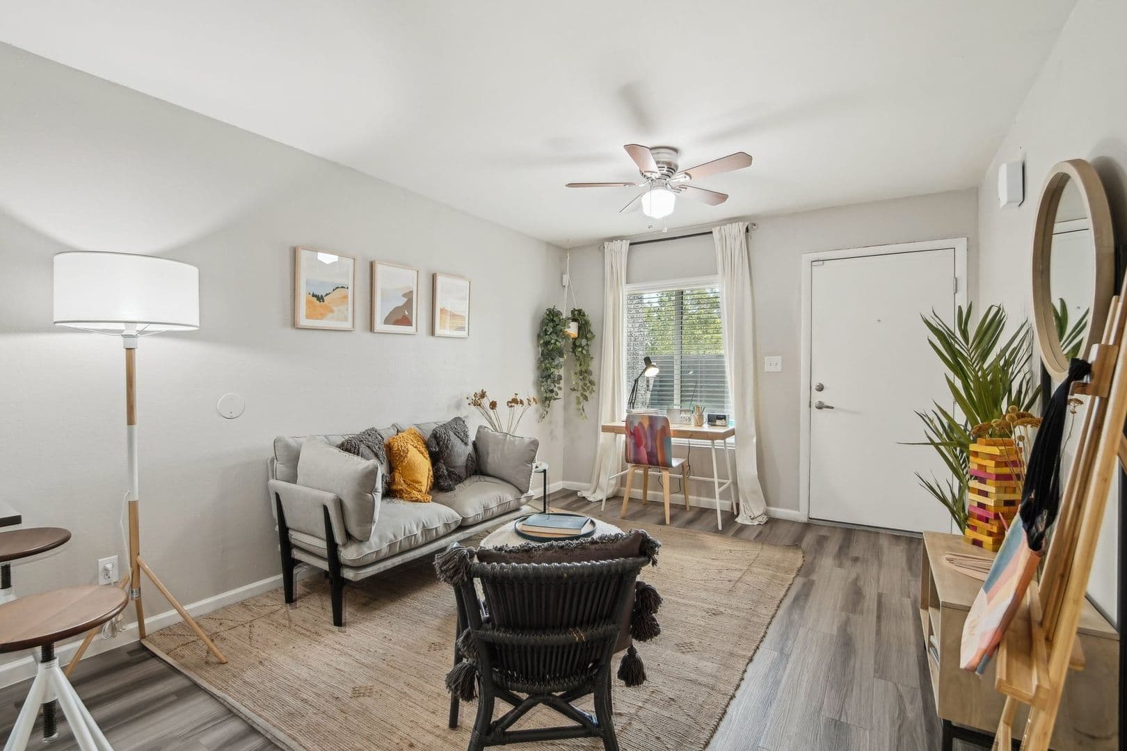 Tempe Apartment: 1532 South Price Road