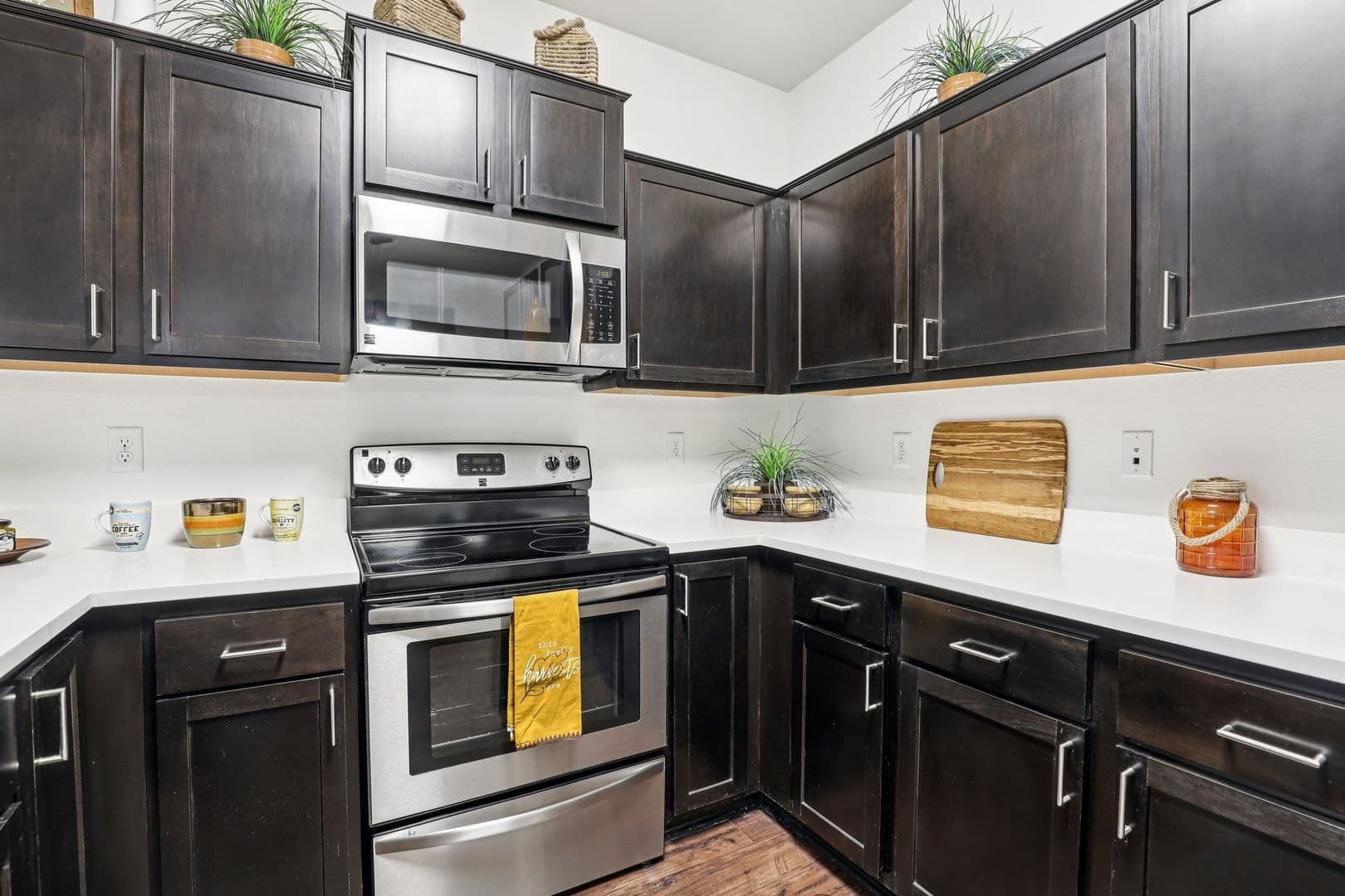 Las Vegas Apartment: 7017 S Buffalo Dr.