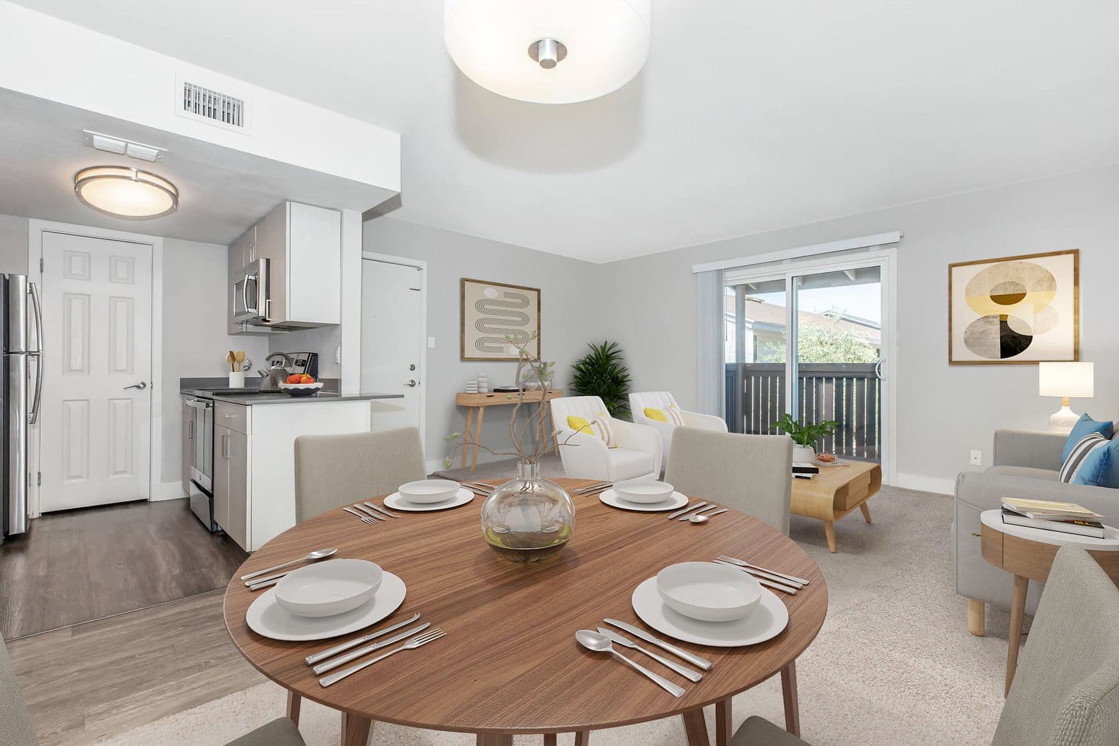 Phoenix Apartment: 2606 N 44th St