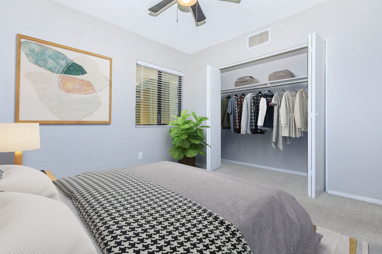 Phoenix Apartment: 4127 E Indian School Rd