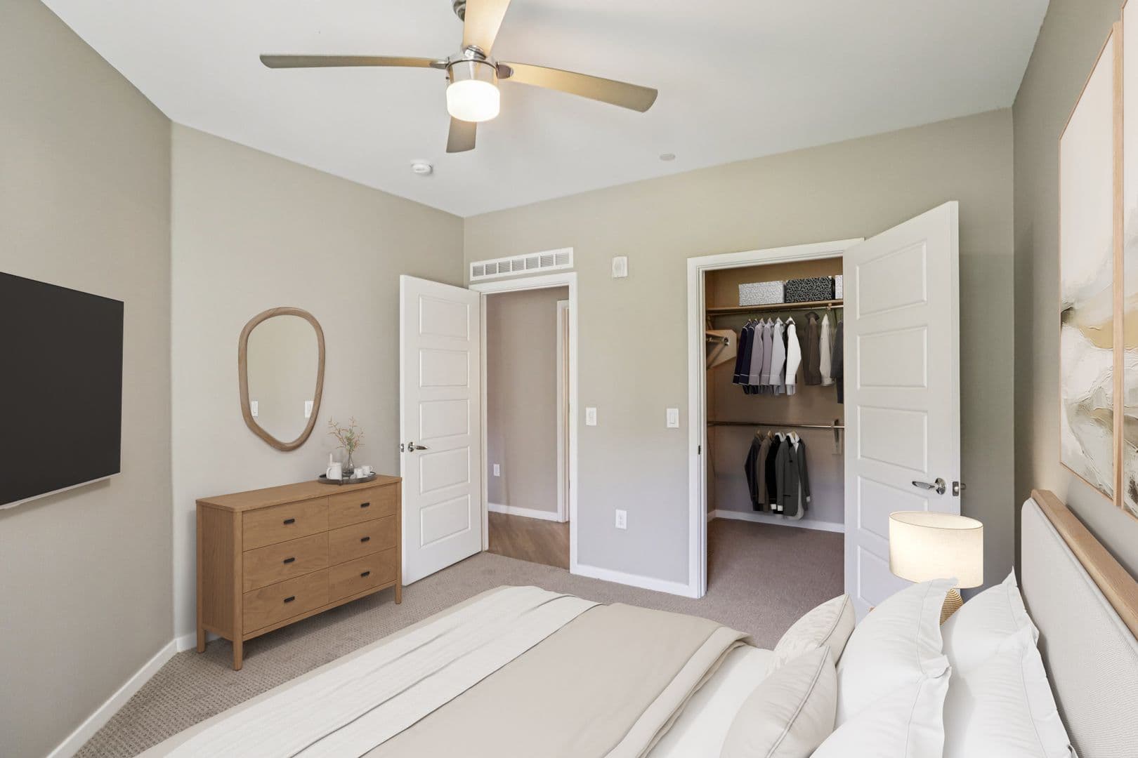 Phoenix Apartment: 777 E Stella Ln.