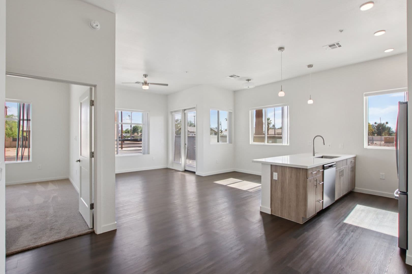 Chandler Apartment: 222 W Boston Street