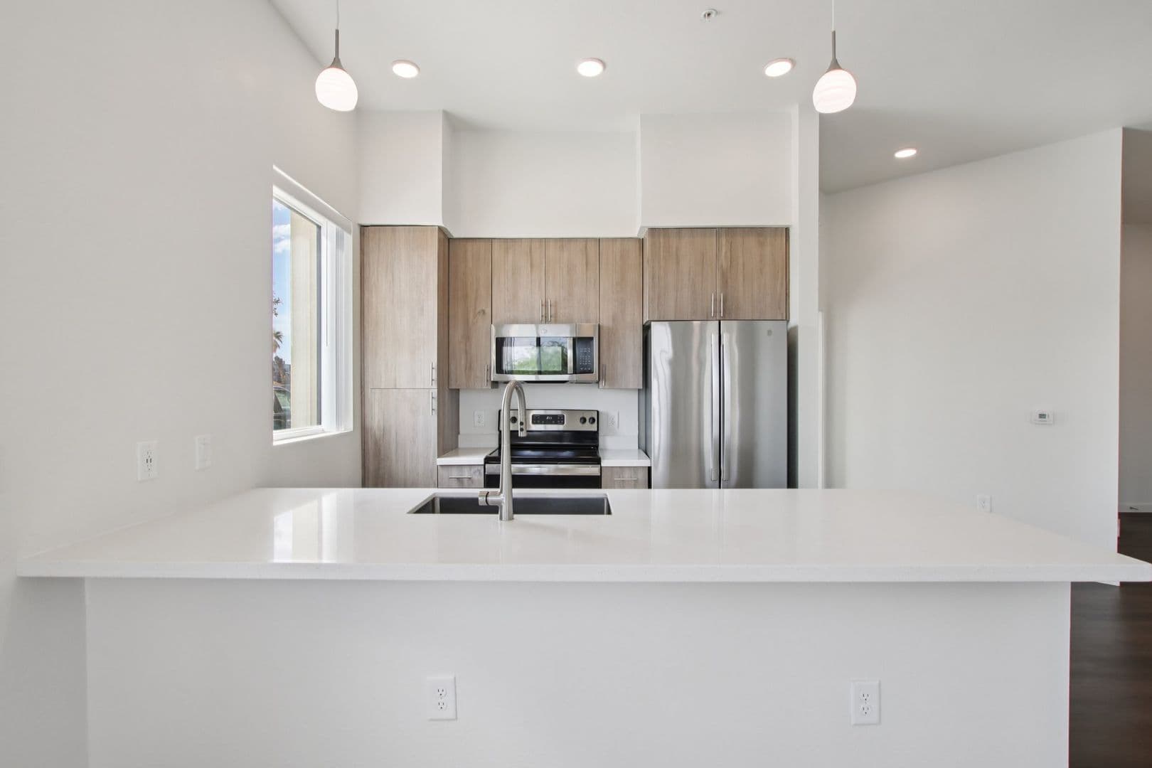 Chandler Apartment: 222 W Boston Street
