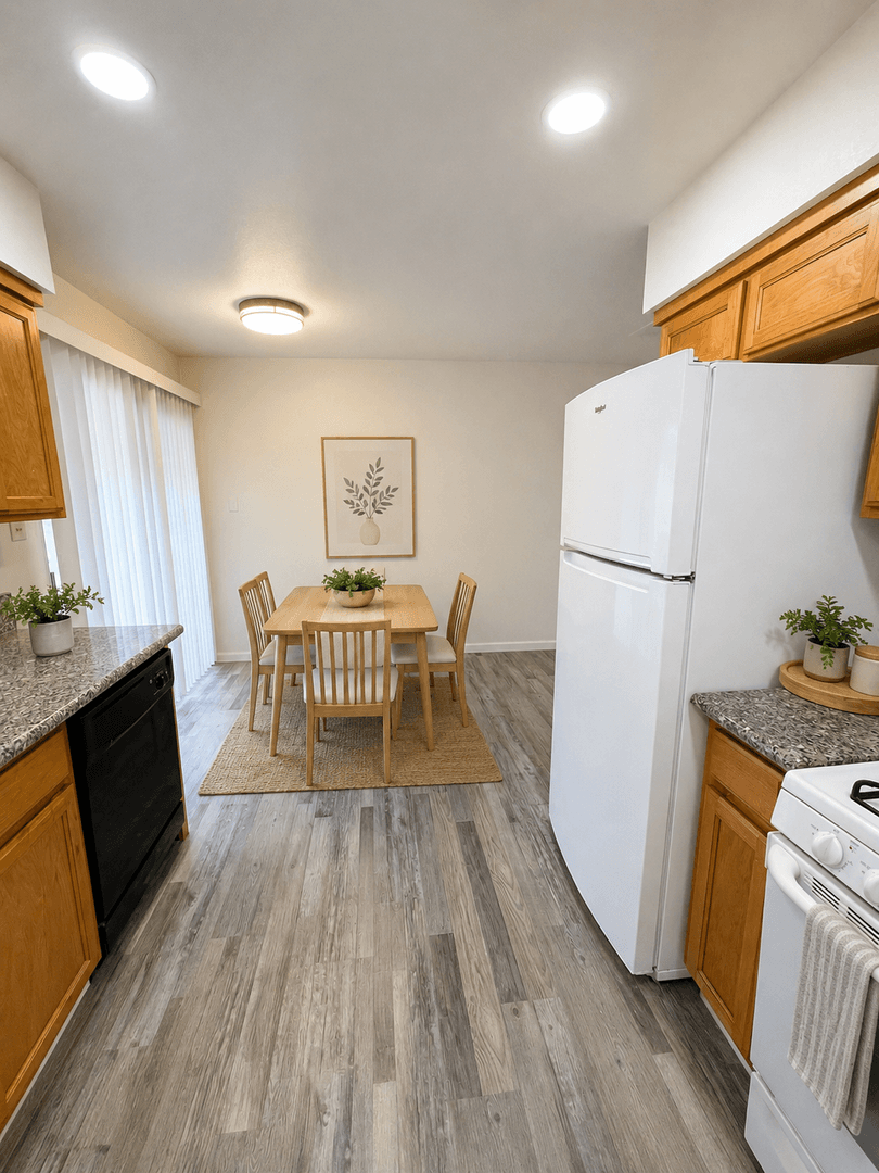Fresno Apartment: 4854 E University Ave