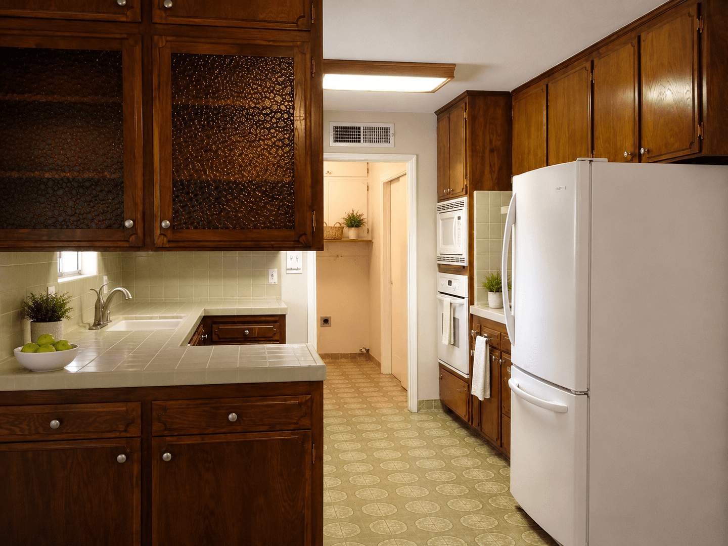 Fresno House: 1056 East Sierra Avenue