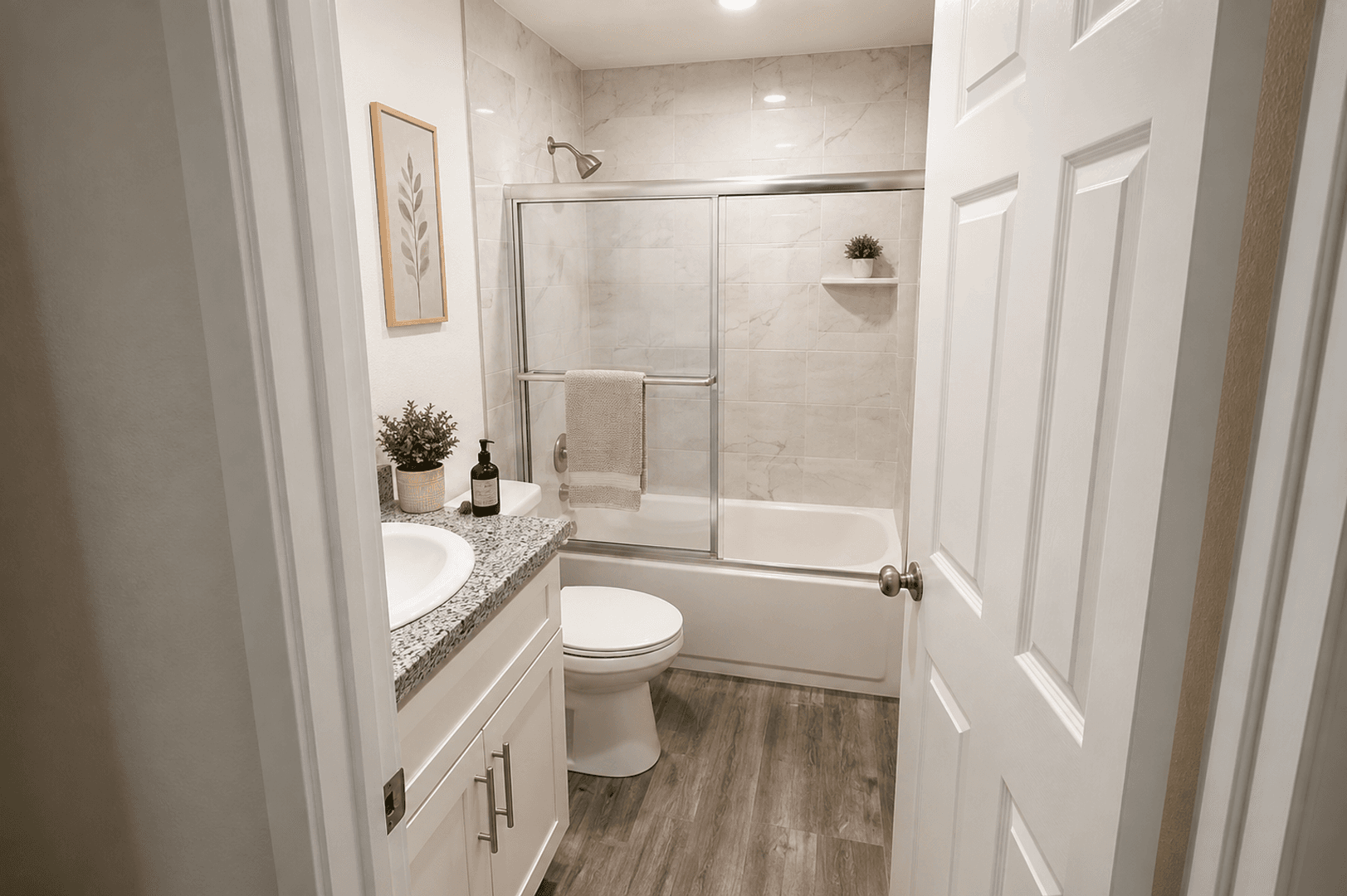 Fresno Apartment: 2225 S Lee Ave