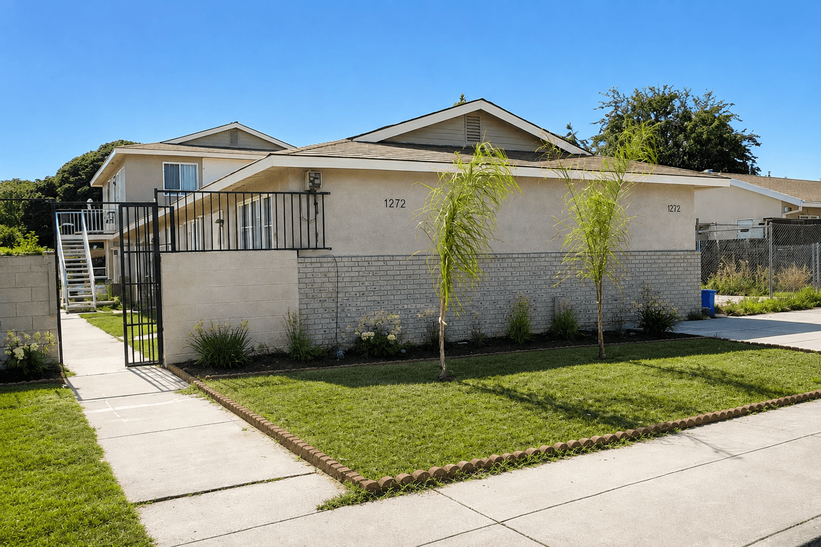 Fresno Apartment: 2172 S Clara Avenue