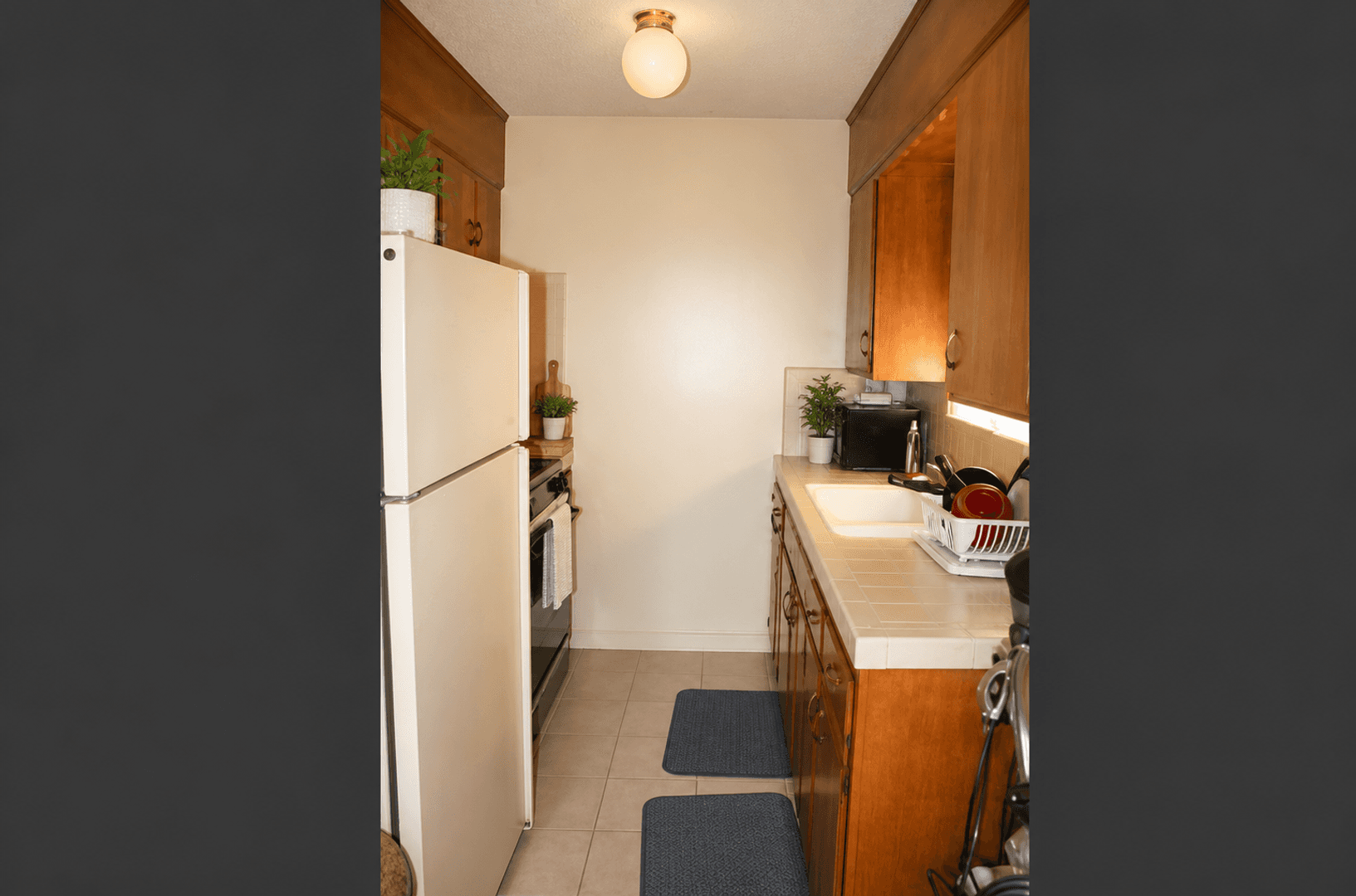 Fresno Apartment: 1247 E Vassar Ave