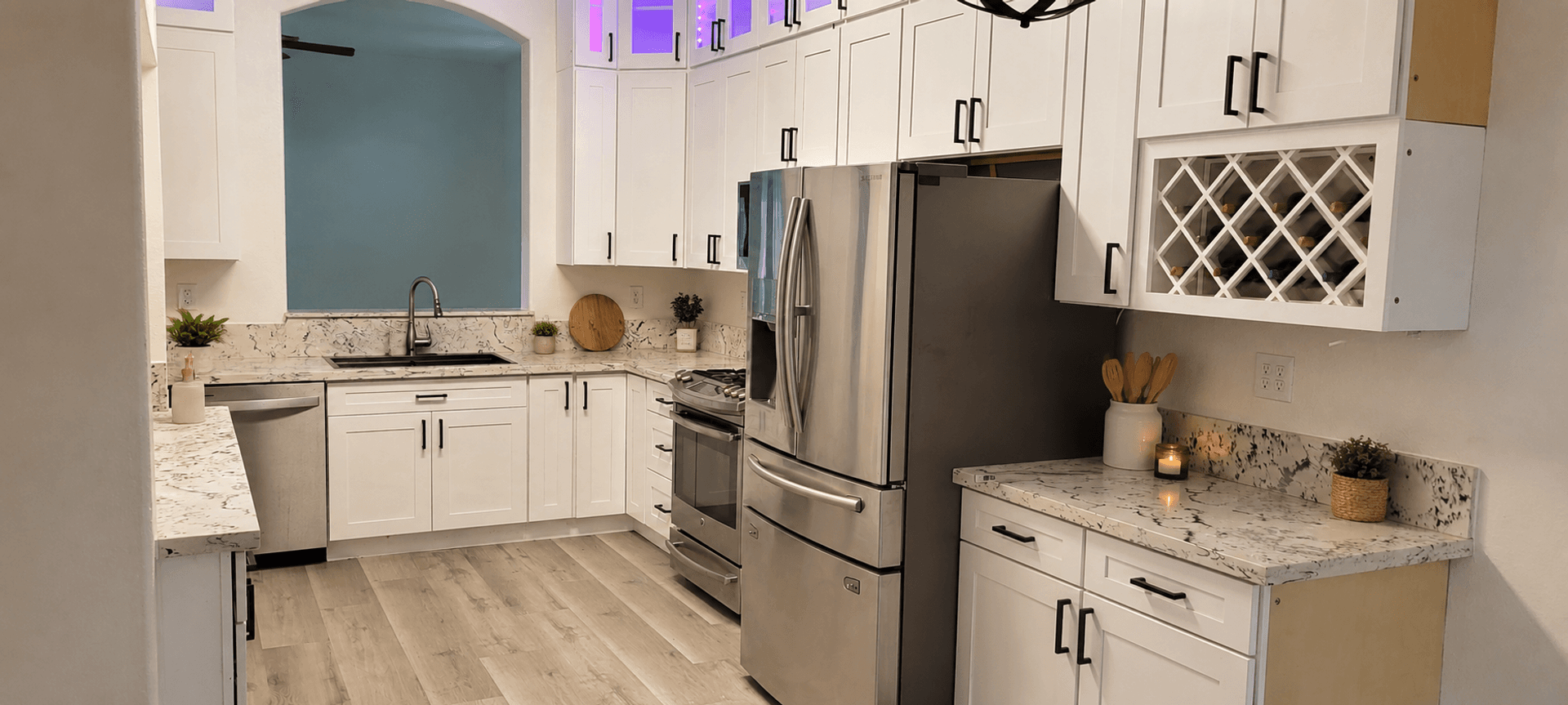 Roseville House: 1800 Broad Stripes Way