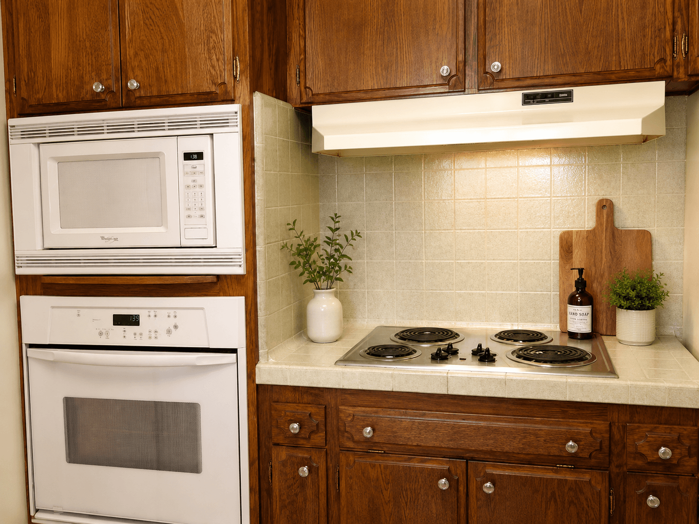 Fresno House: 1056 East Sierra Avenue