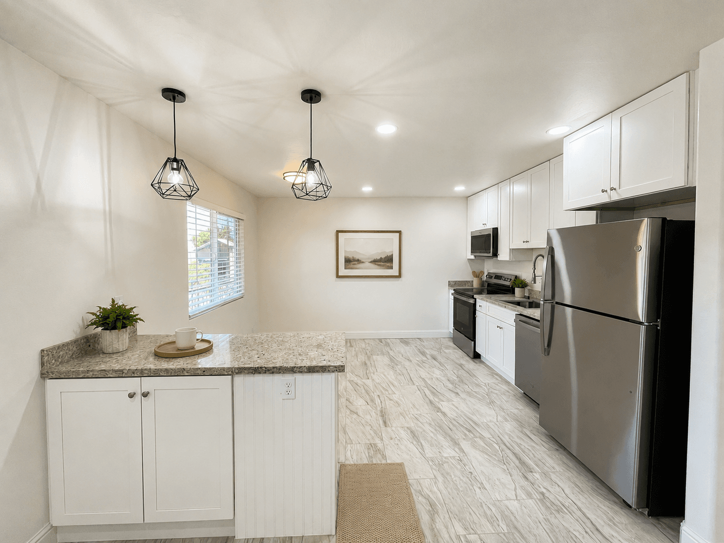 Fresno Apartment: 134 N Poplar Avenue