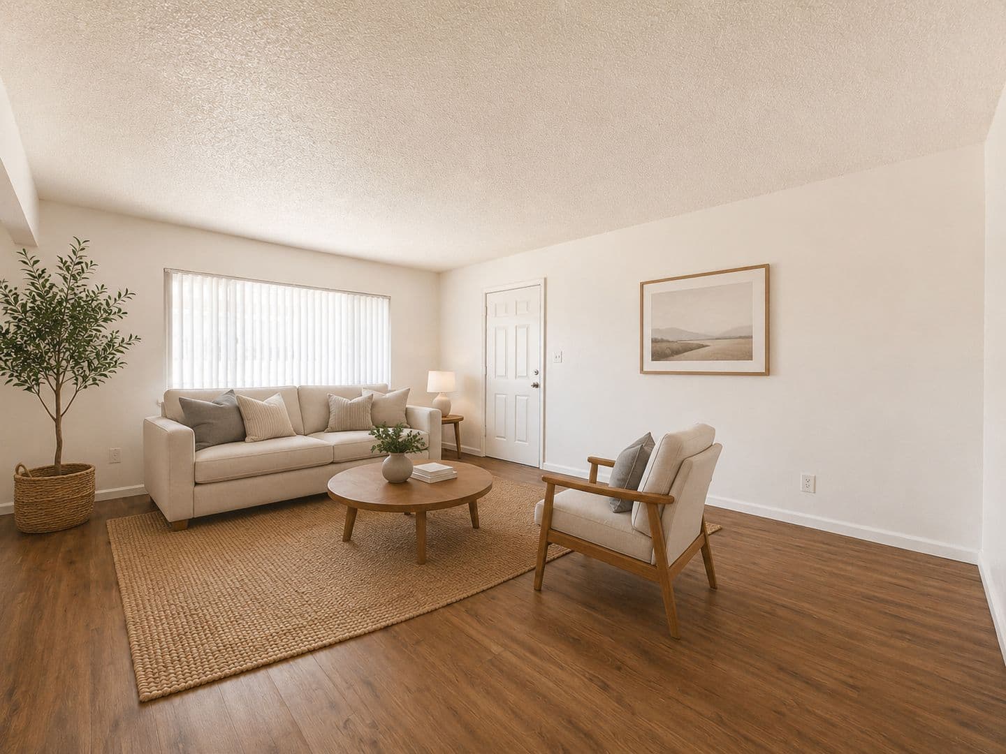 Fresno Apartment: 2043 E Saginaw Way