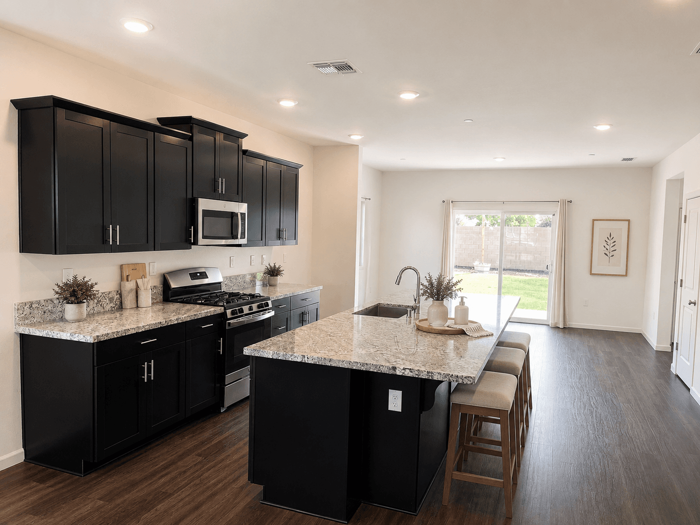 Fowler House: 1065 S Argyle Ave