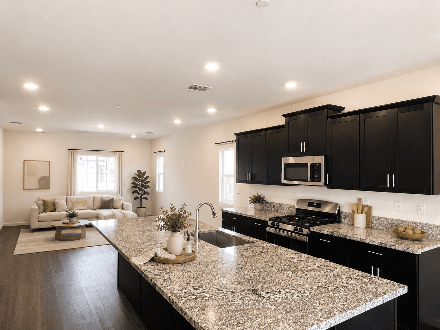 Fowler House: 1065 S Argyle Ave