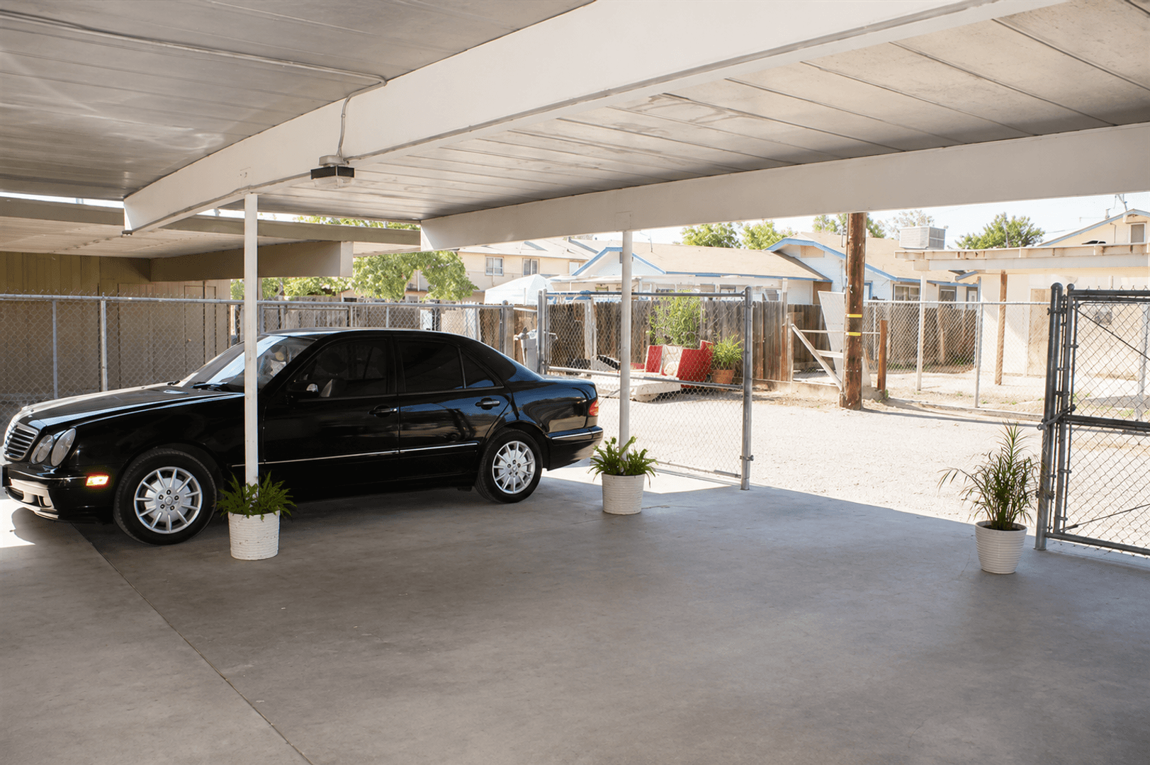 Fresno Apartment: 1247 E Vassar Ave