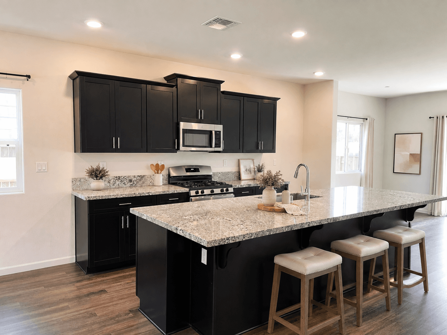 Fowler House: 1065 S Argyle Ave