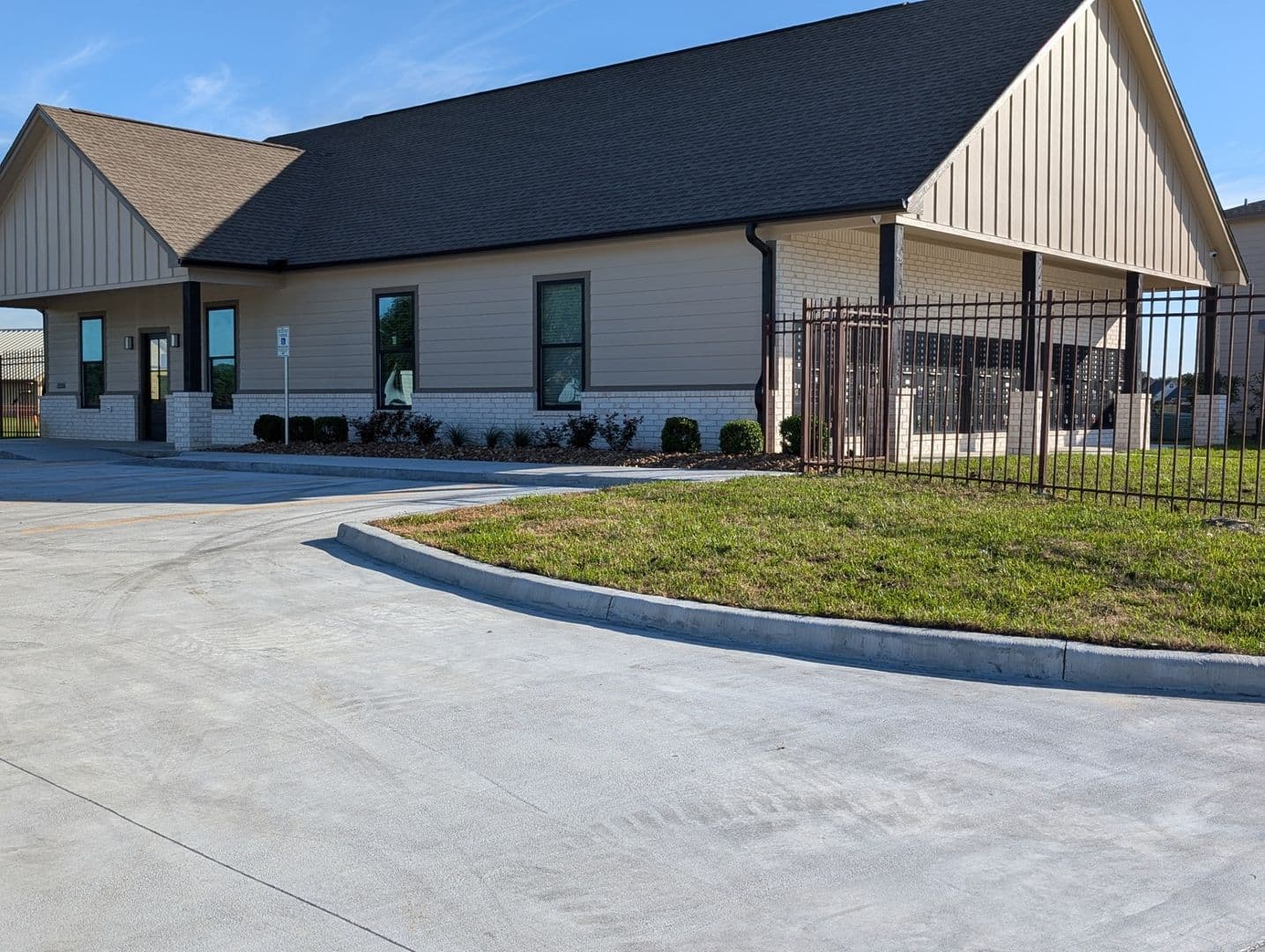 Port Arthur Apartment: 7901 Heatherbrook Trail