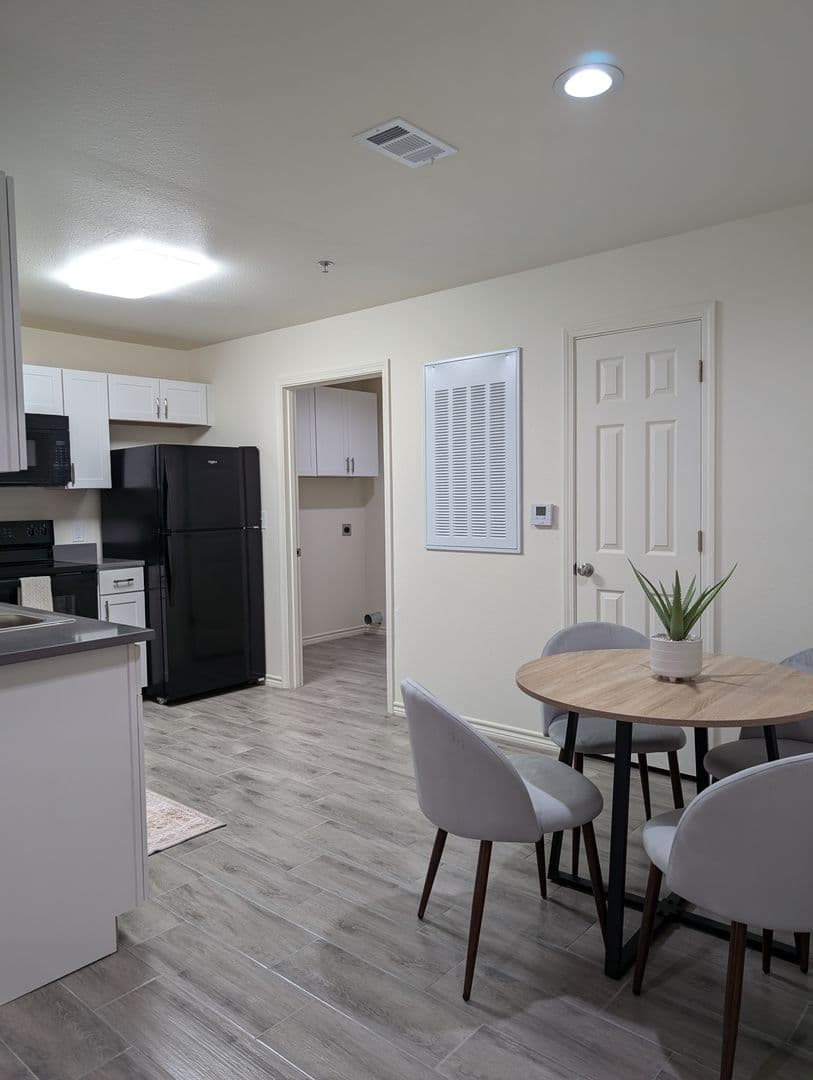Port Arthur Apartment: 7901 Heatherbrook Trail