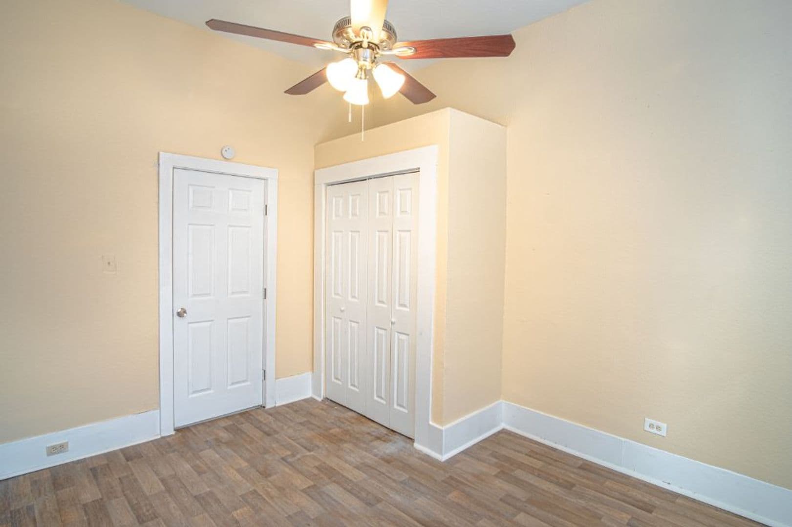 San Antonio House: 125 Southolme
