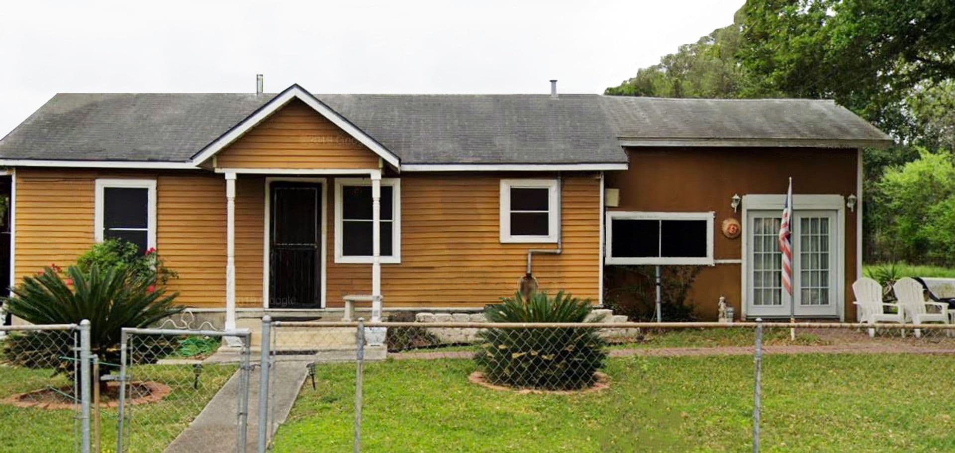 San Antonio House: 231 Ferris