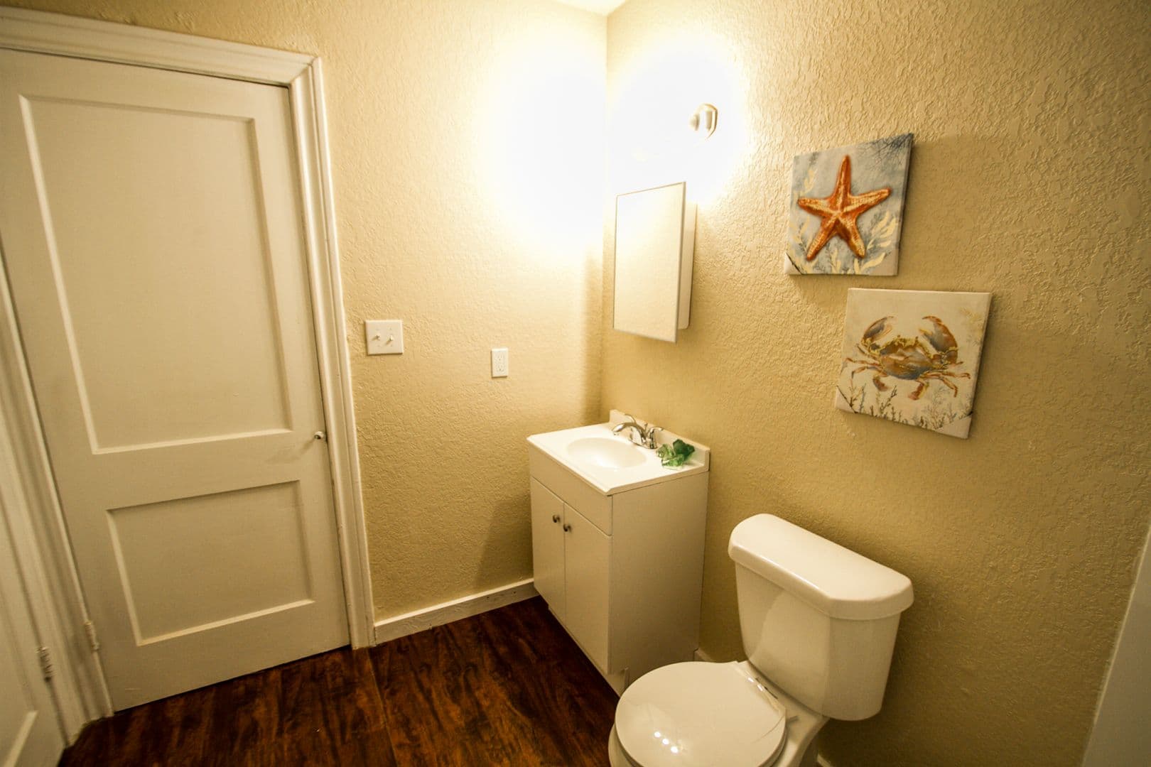 San Antonio Apartment: 932 Poinsettia