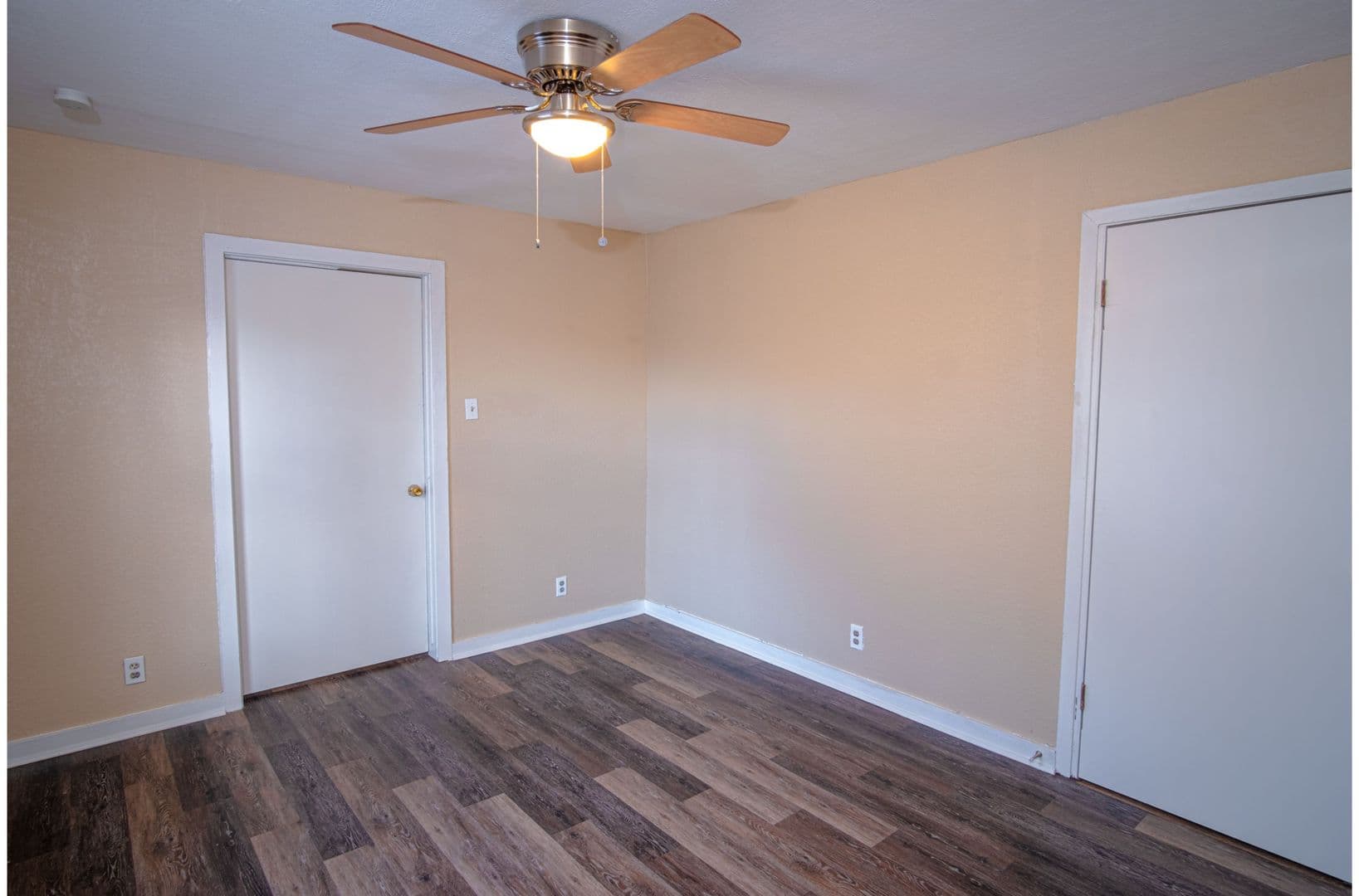 San Antonio Apartment: 4115 S Presa