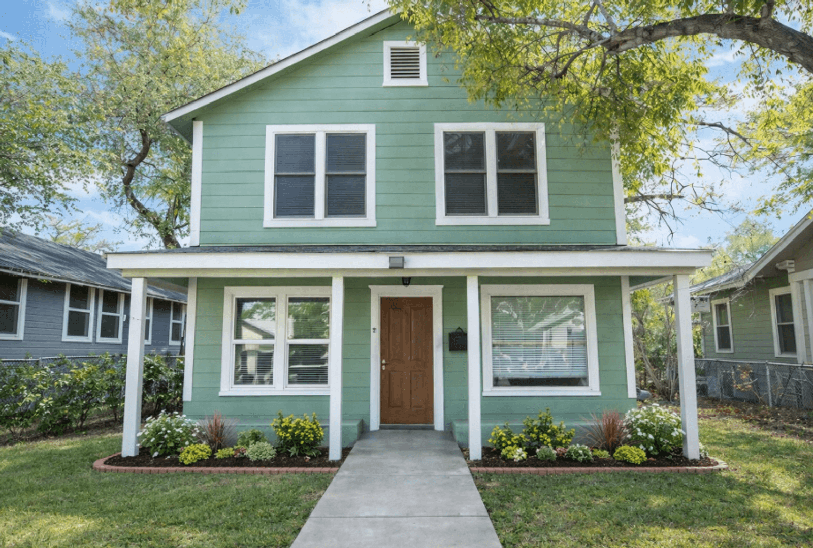 San Antonio Apartment: 342 Vine St