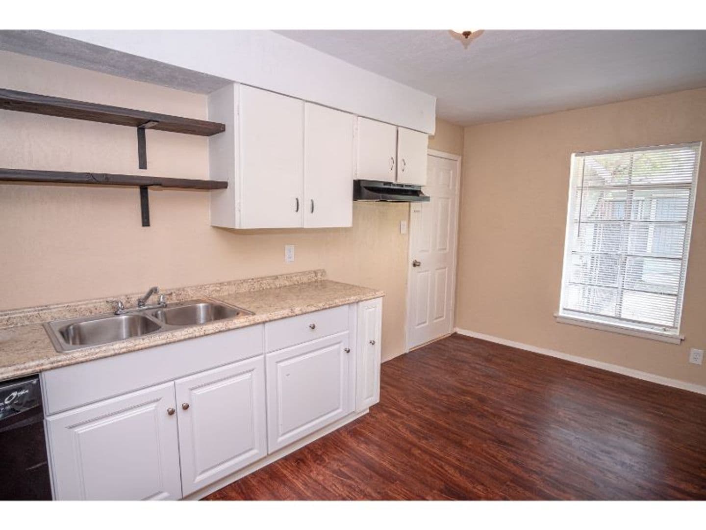 San Antonio House: 406 Como