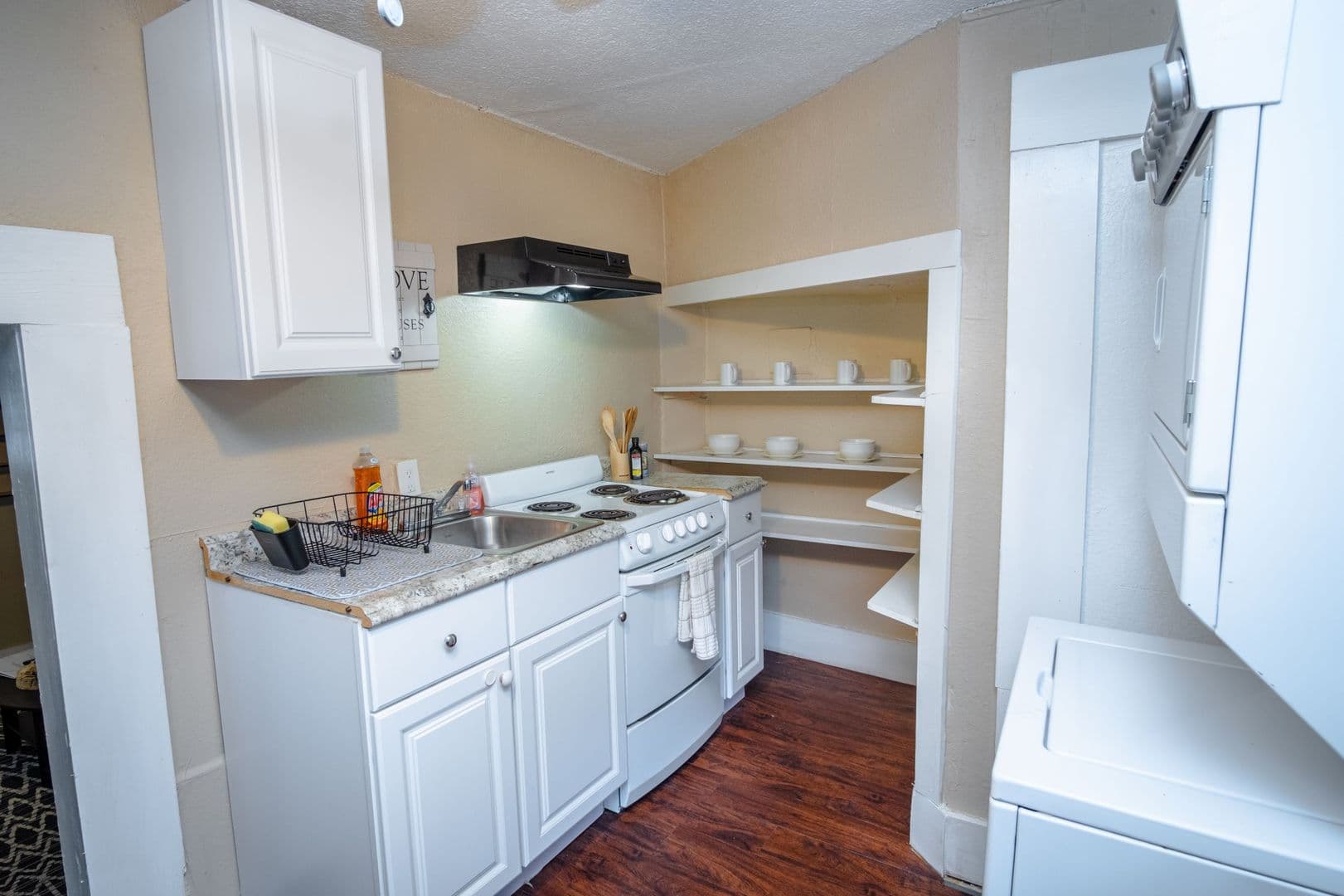 San Antonio Apartment: 613 Virginia Boulevard