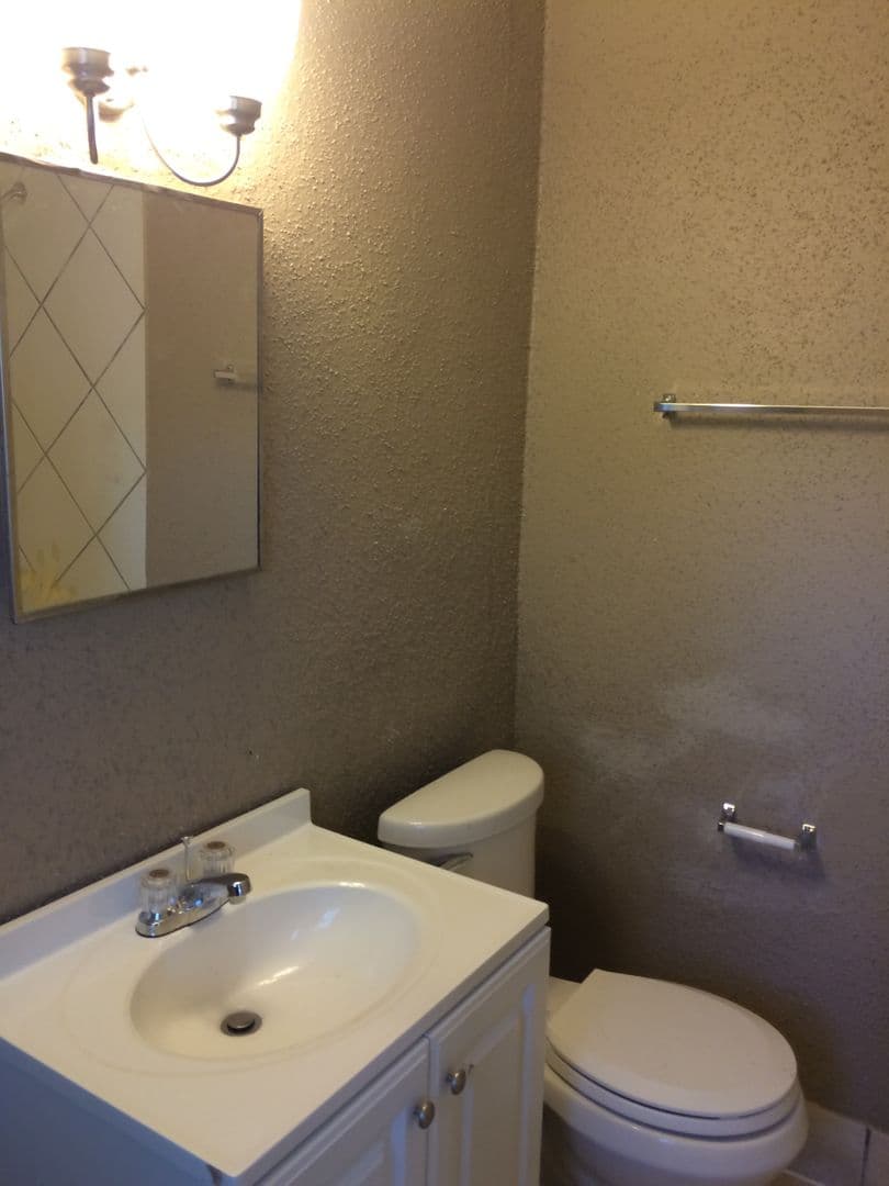 San Antonio Apartment: 203 Gorman