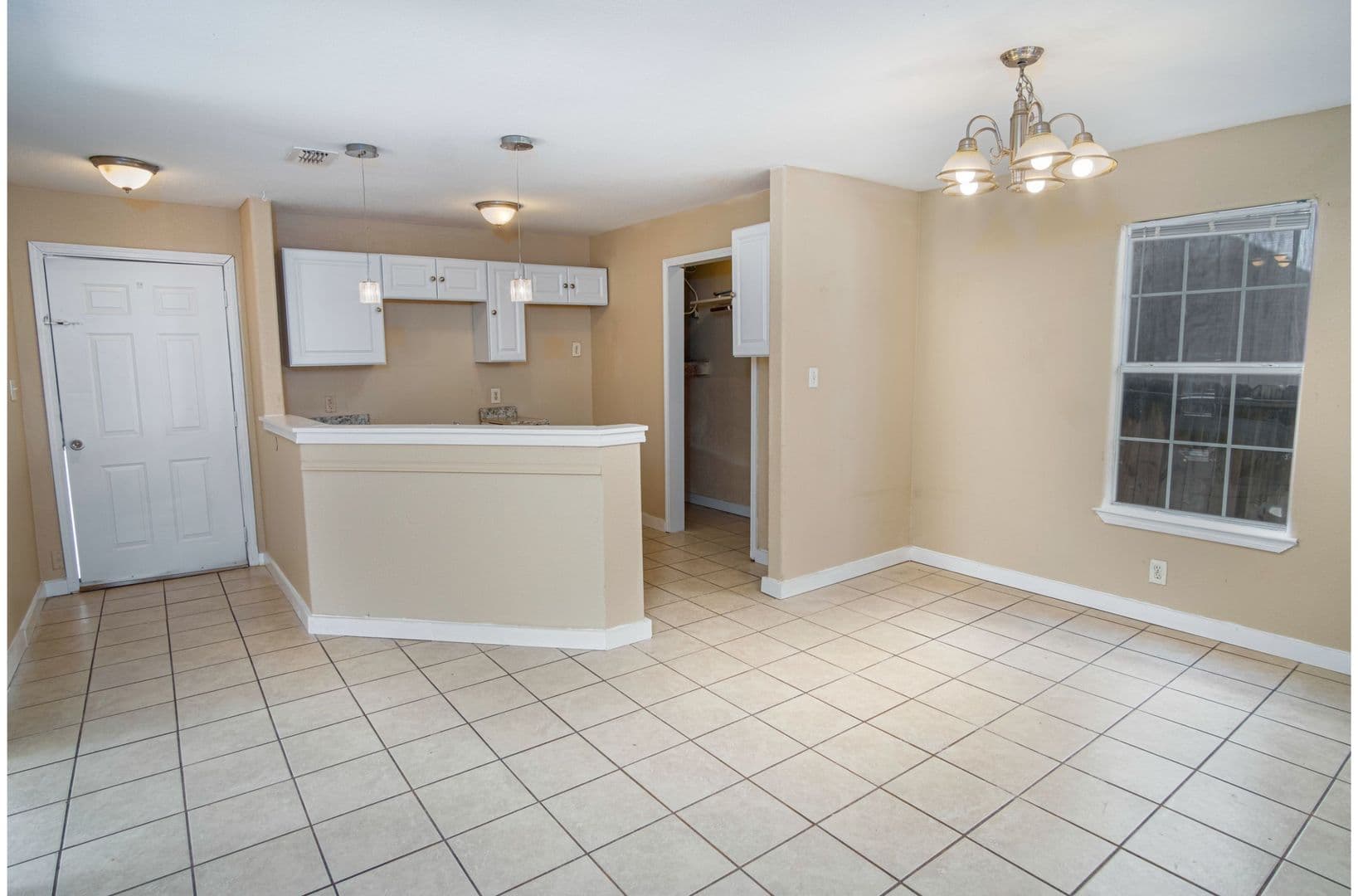 San Antonio House: 717 N Colorado