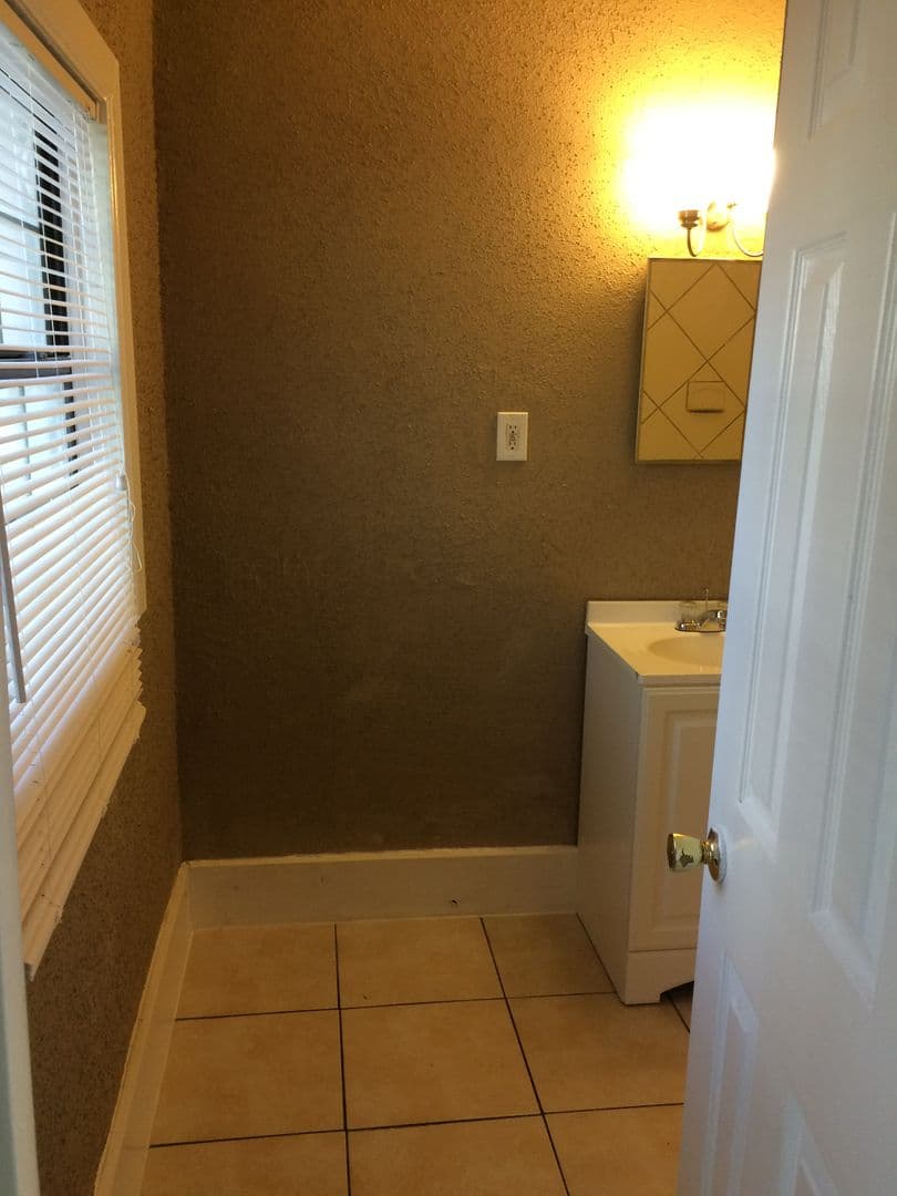 San Antonio Apartment: 203 Gorman