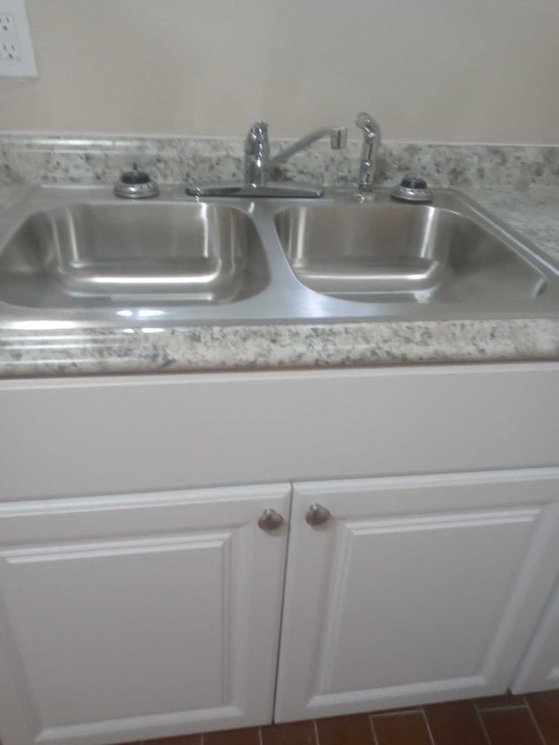 San Antonio Apartment: 1323 Lamar 4